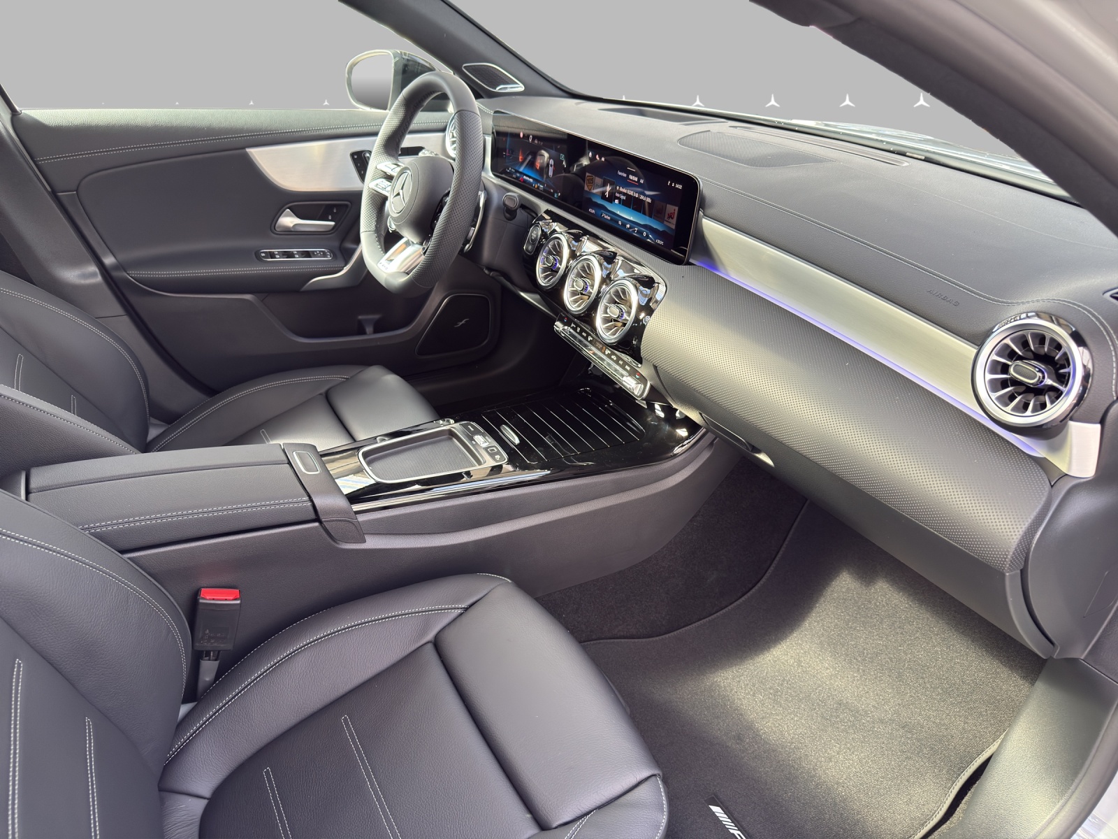 MERCEDES-BENZ A AMG 45 S 4Matic+ 8G-DCT - 12
