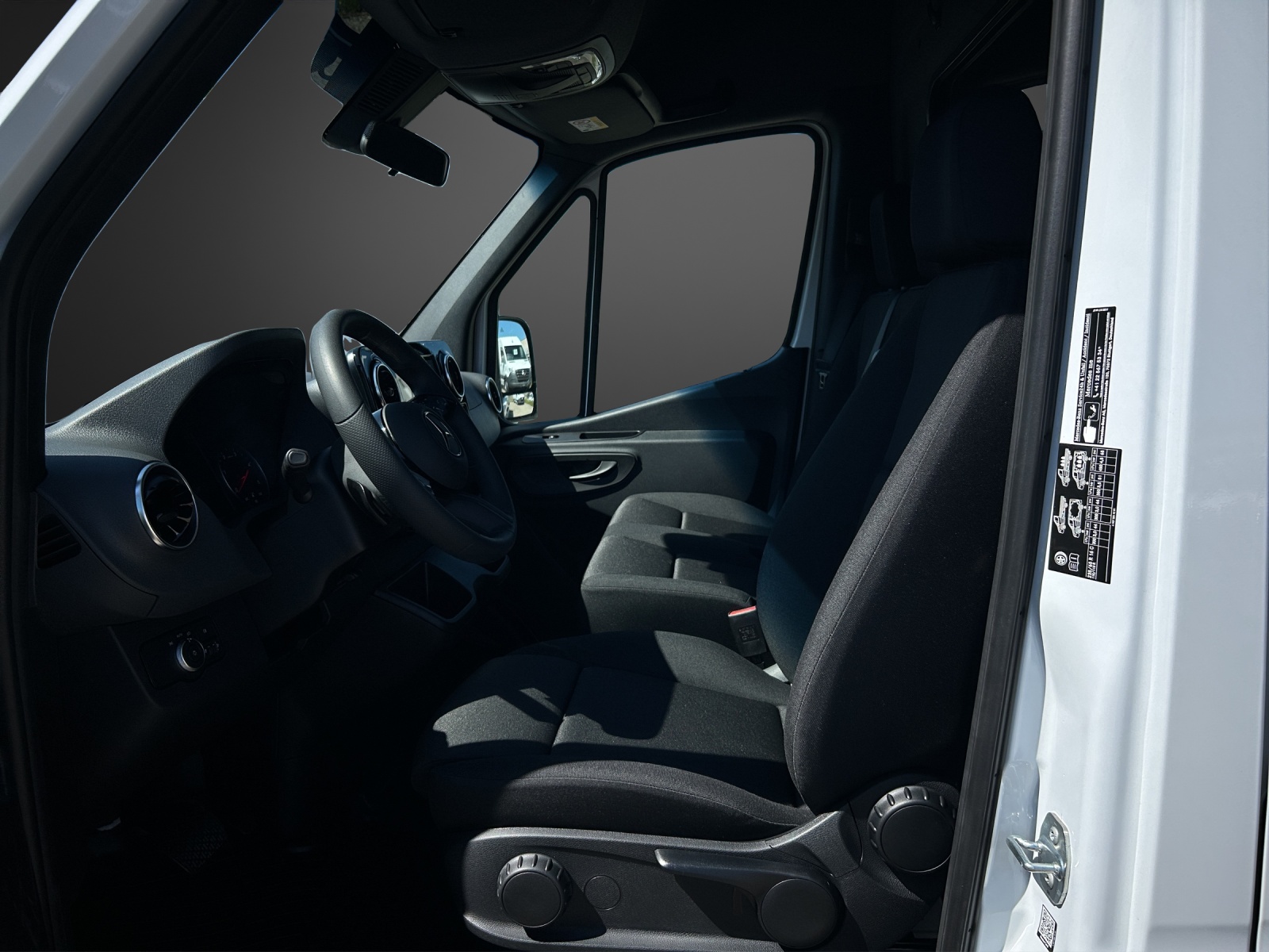 MERCEDES-BENZ Sprinter 319 CDI Standard 9G-TRONIC - 10