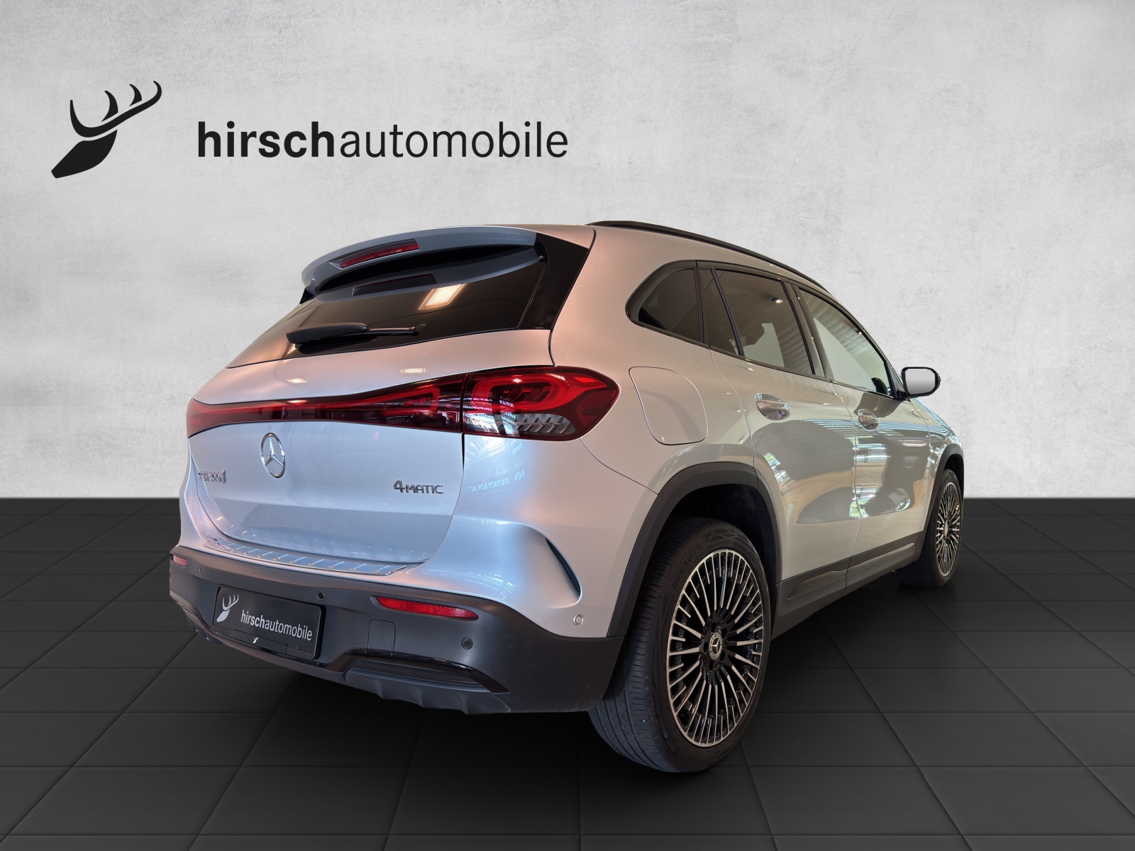 MERCEDES-BENZ EQA 300 4Matic Swiss Star AMG Line - 4