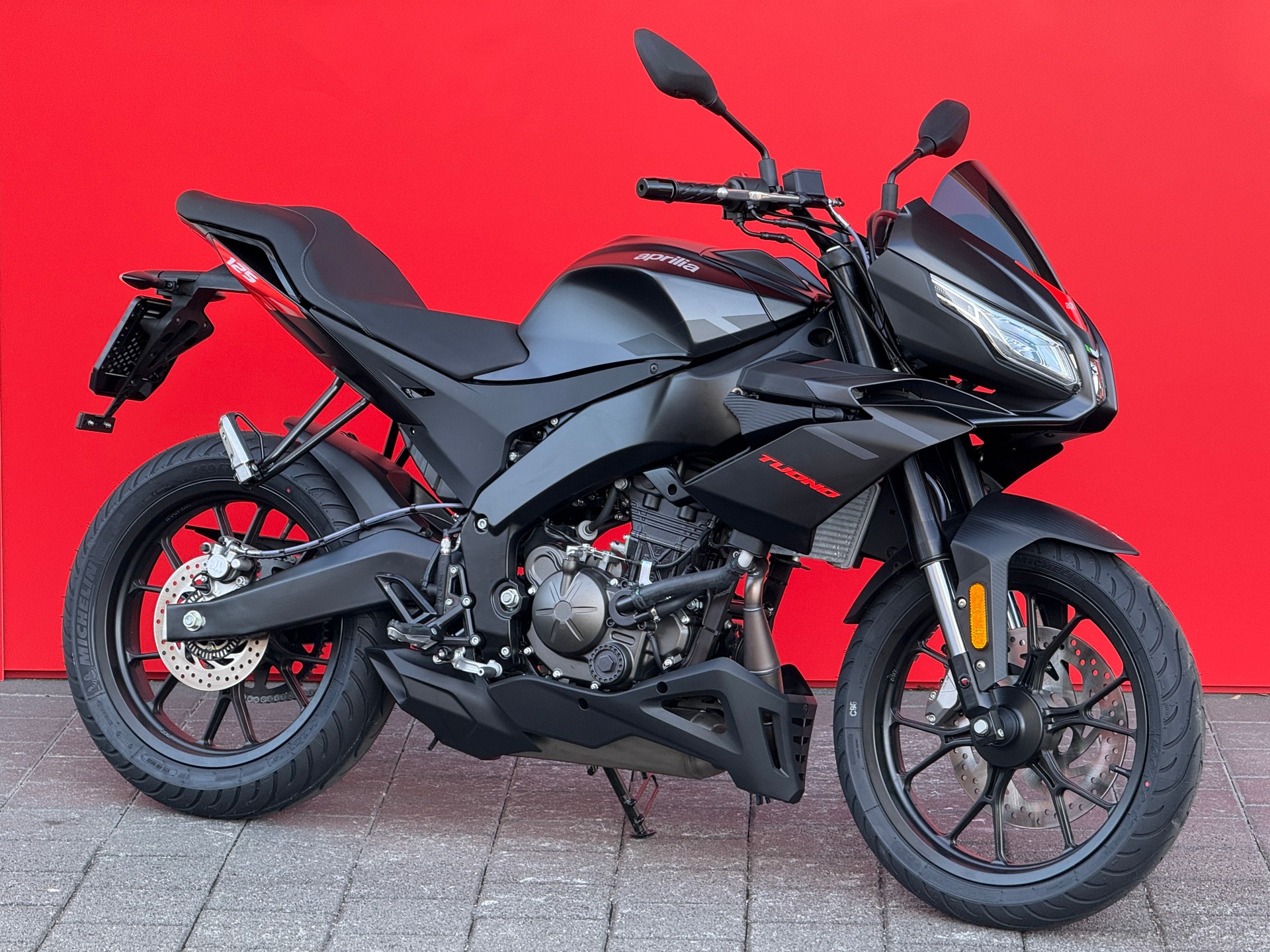 APRILIA Tuono 125 - 16