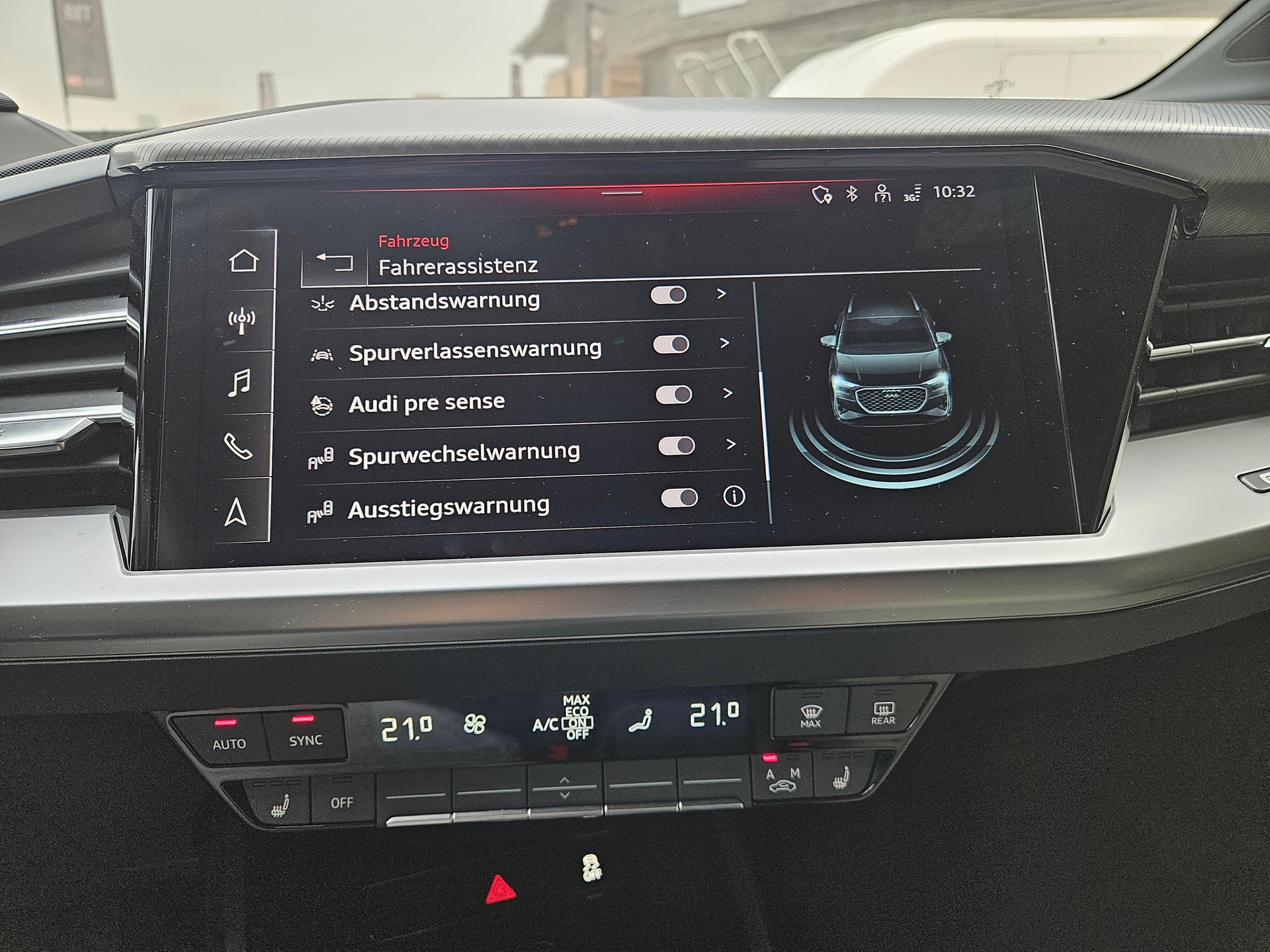 AUDI Q4 e-tron 45 quattro Modell 2024 mit Panoramadach - 24