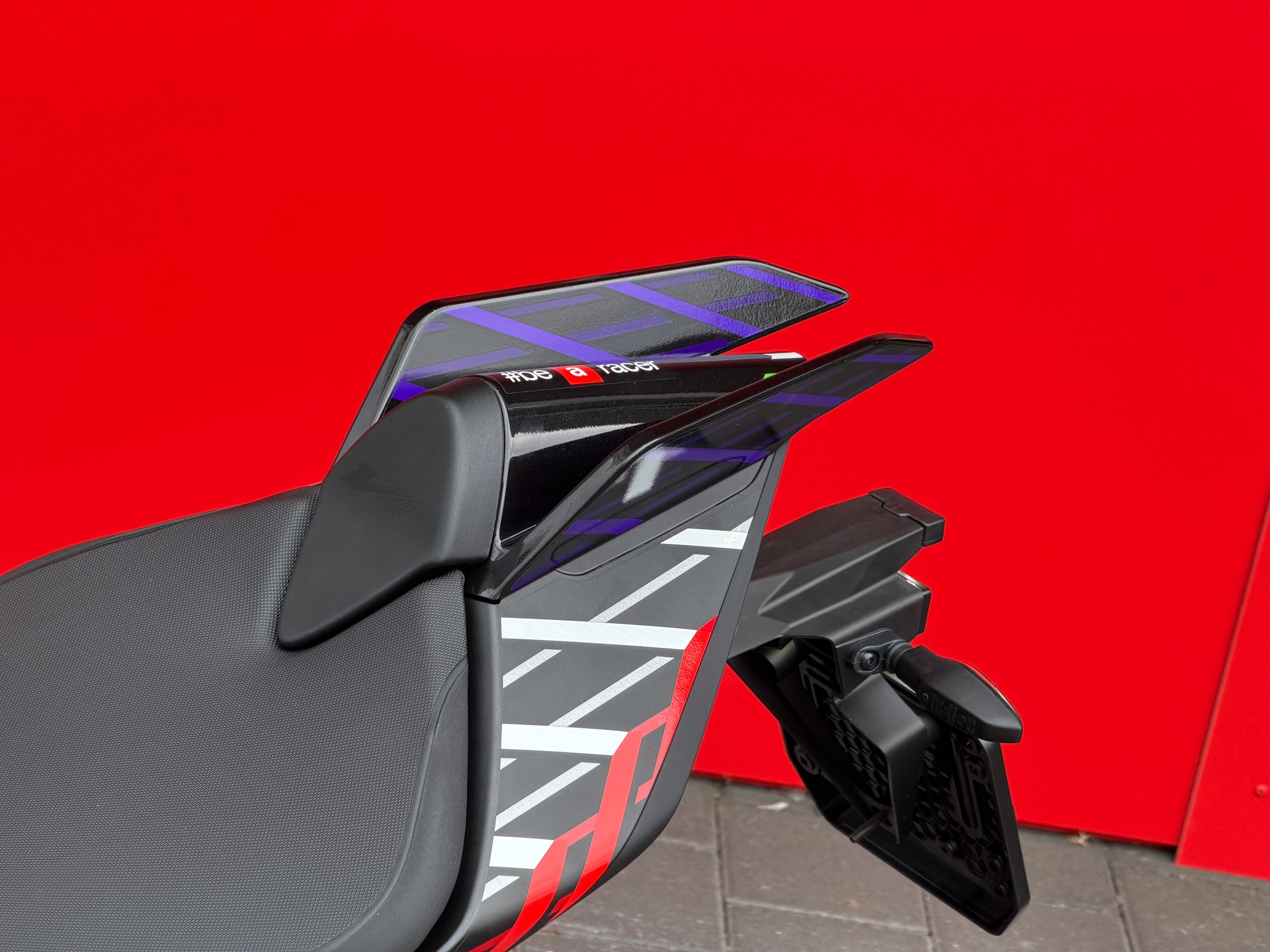 APRILIA RSV4 1100 E5+ Factory - 8