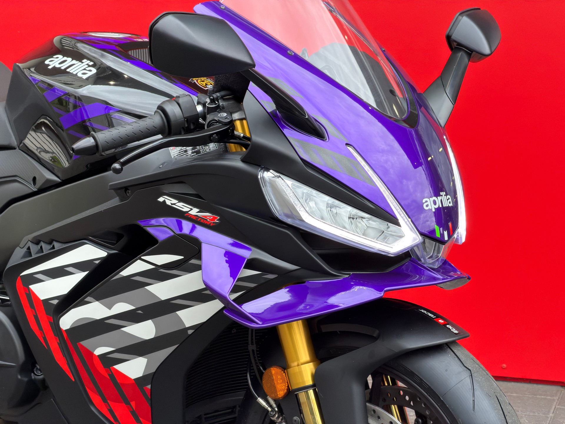 APRILIA RSV4 1100 E5+ Factory - 3