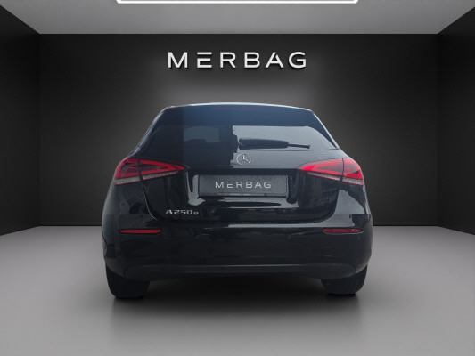 MERCEDES-BENZ A 250e Style - 5