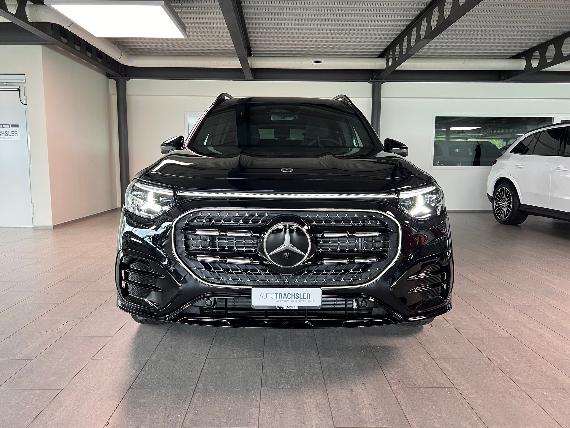 MERCEDES-BENZ GLB 220 4Matic 8G-Tronic - 2