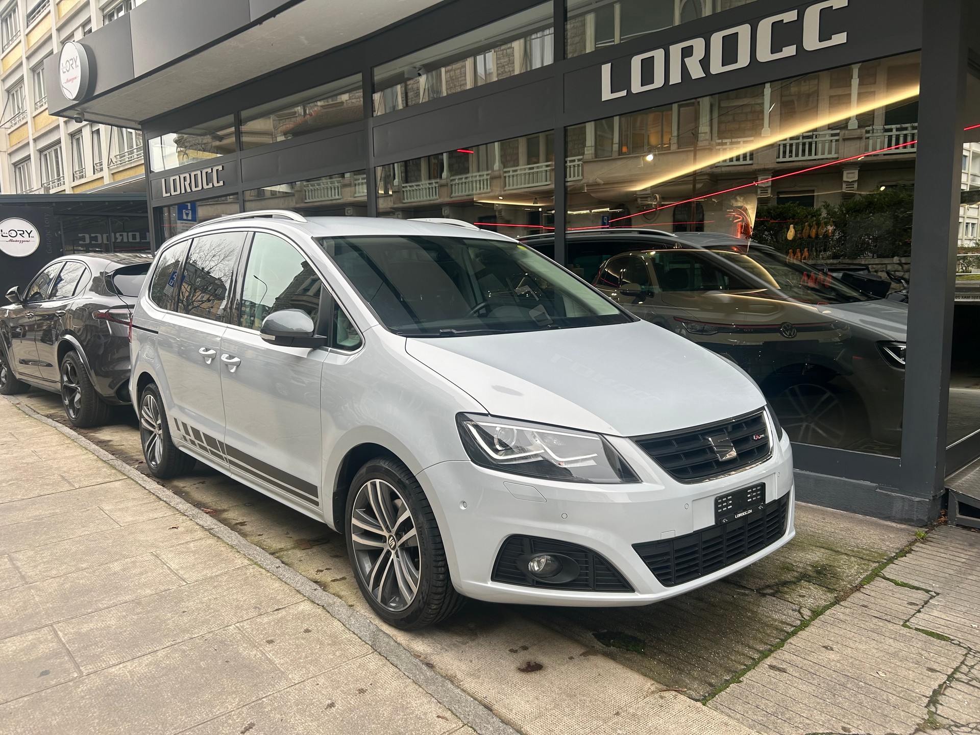 SEAT Alhambra 2.0 TDI DSG SWISS FR