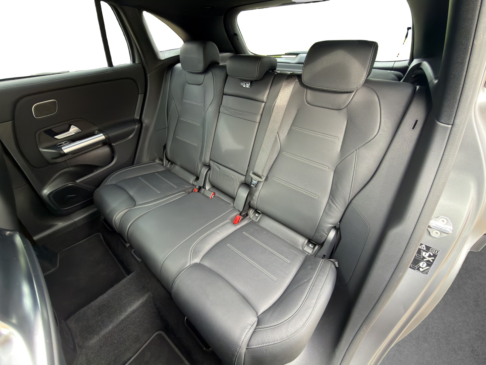 MERCEDES-BENZ GLA 45 S AMG 4Matic+ - 17
