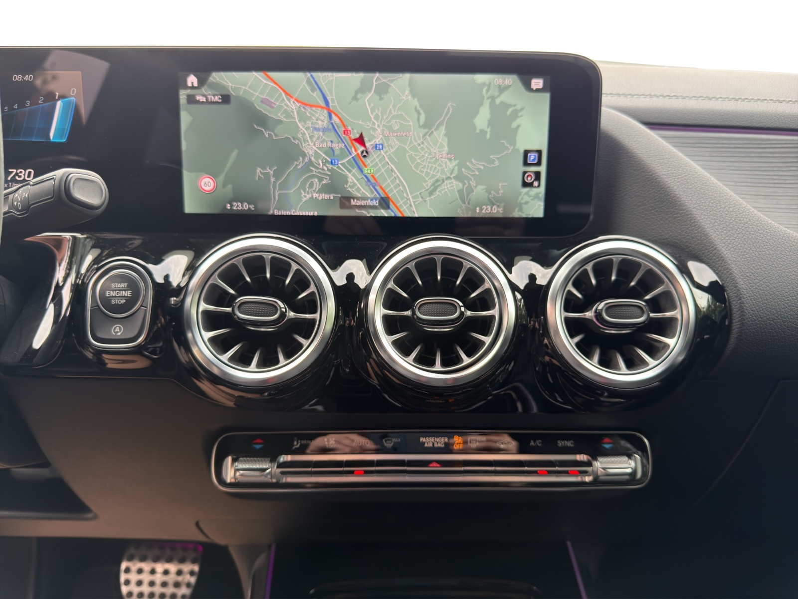 MERCEDES-BENZ GLA 45 S AMG 4Matic+ - 14