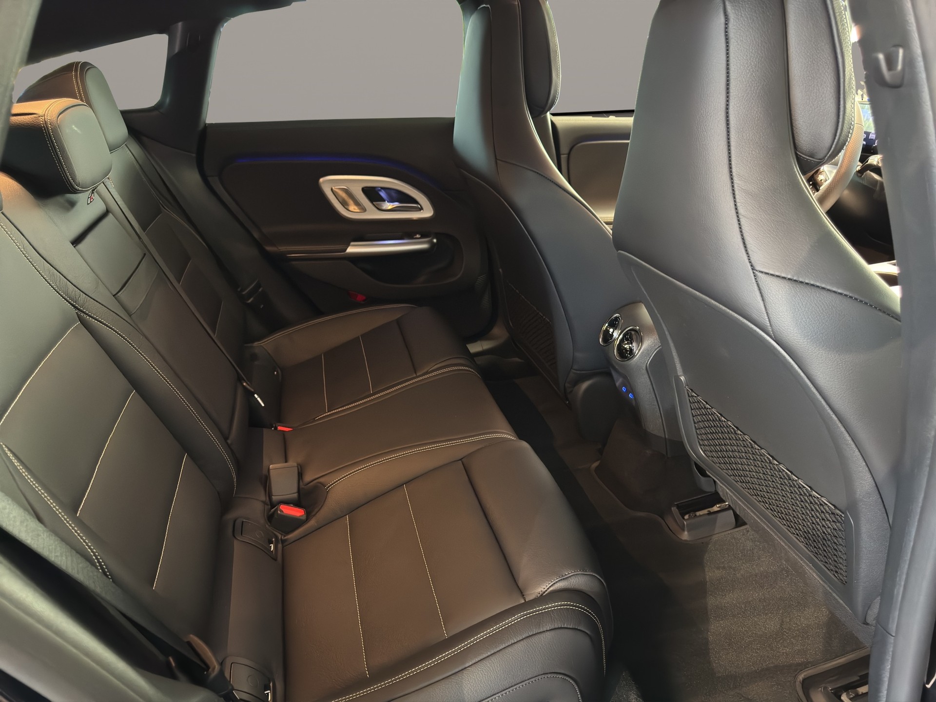 MERCEDES-BENZ CLA Shooting Brake 350 4Matic 85 kWh EQ - 11