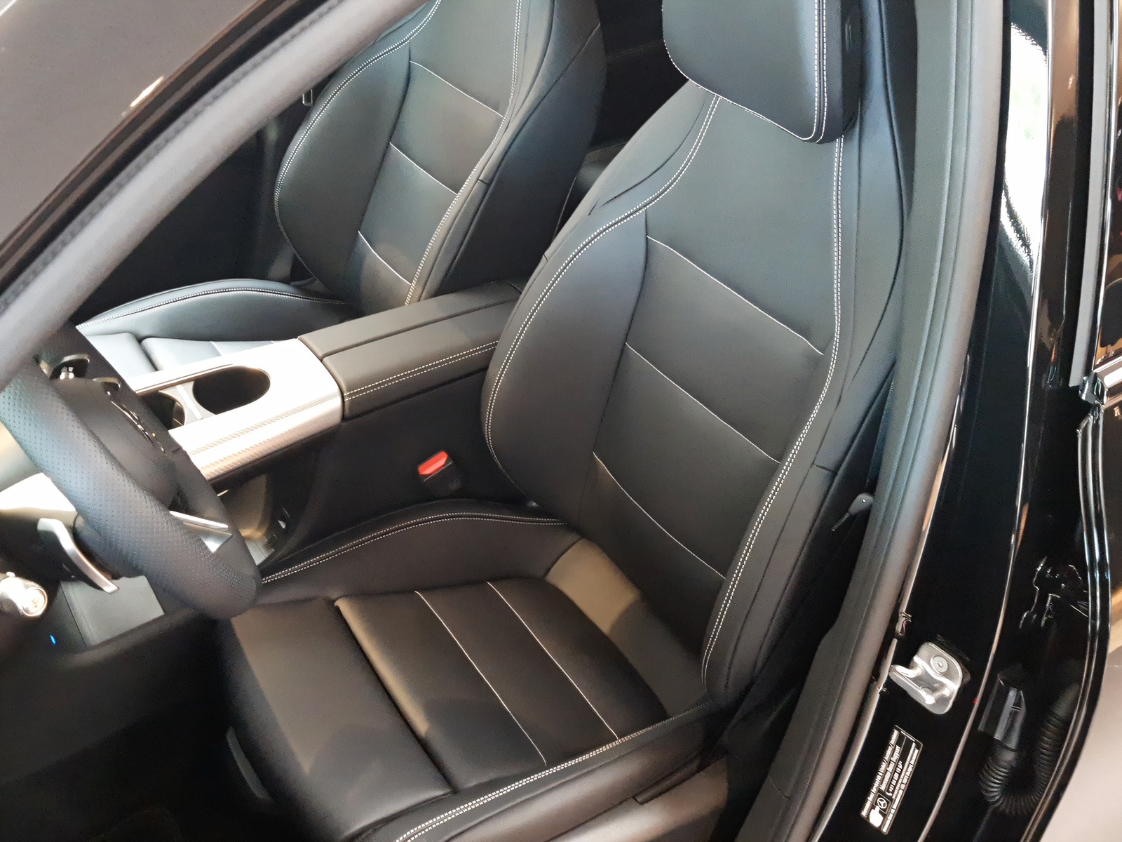 MERCEDES-BENZ GLB 220 4Matic - 8