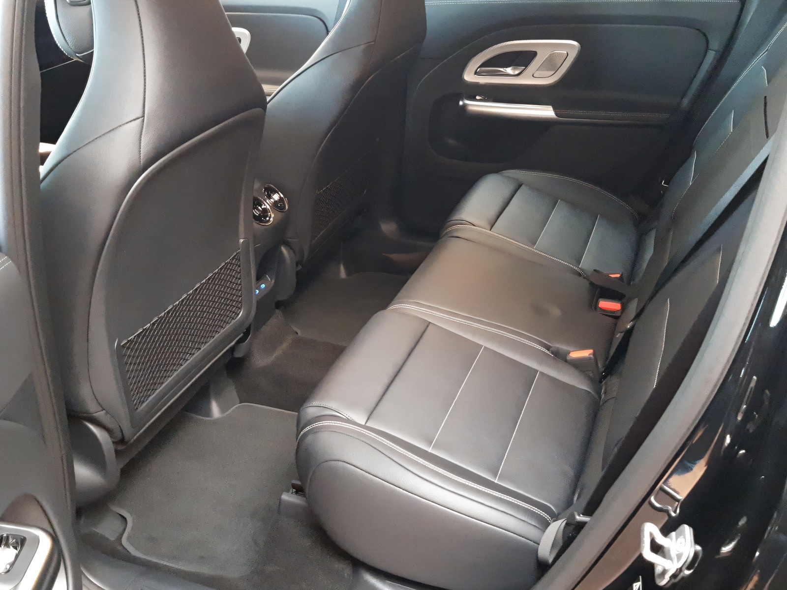MERCEDES-BENZ GLB 220 4Matic - 10