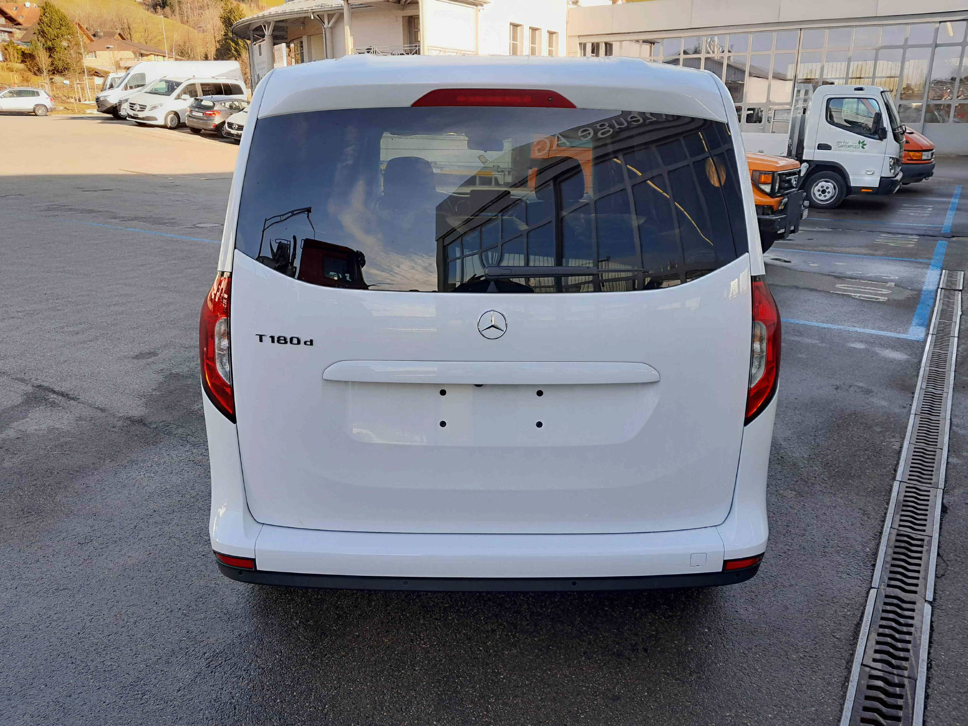 MERCEDES-BENZ 180 d Style Van S - 4