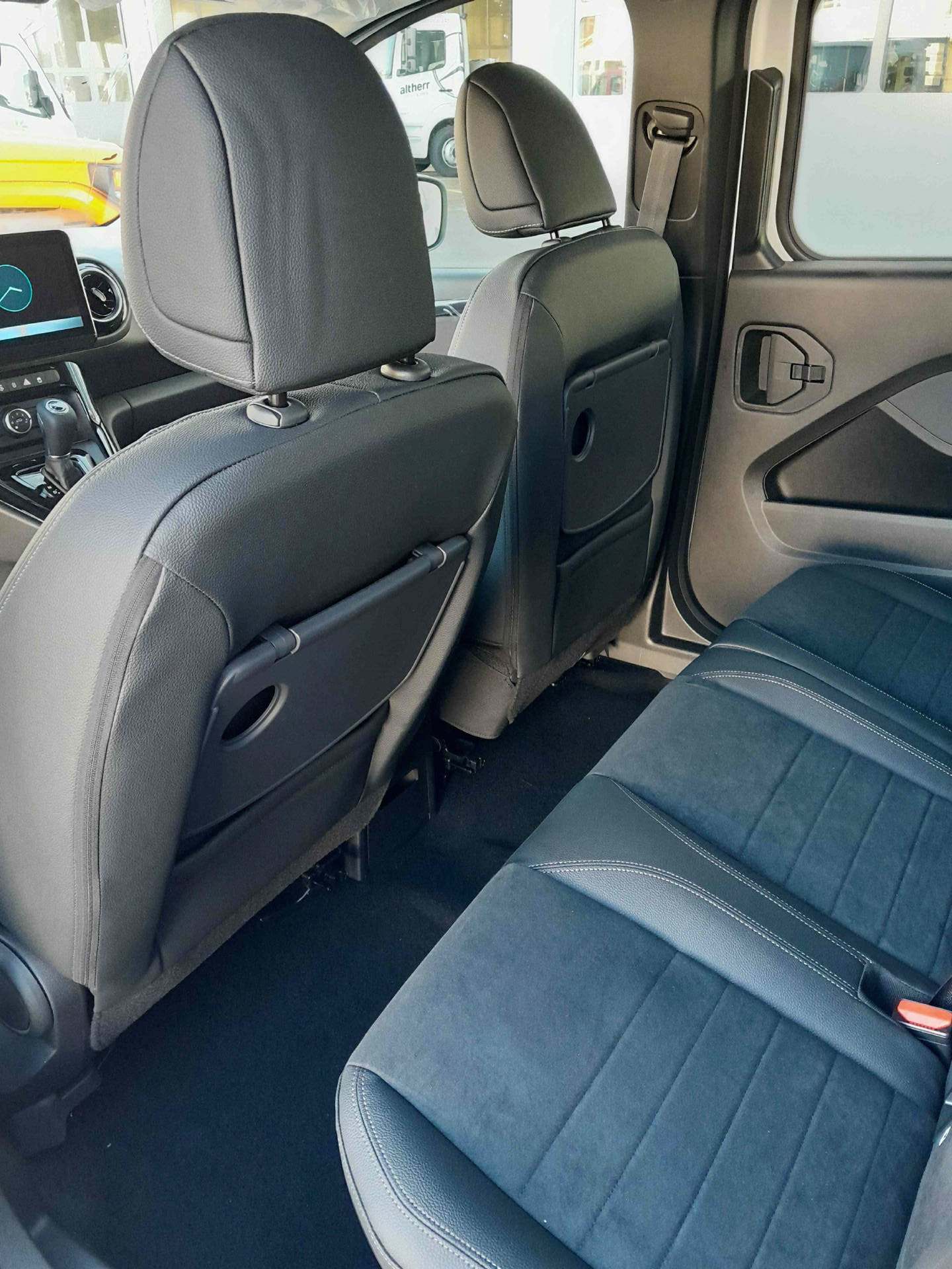 MERCEDES-BENZ 180 d Style Van S - 14