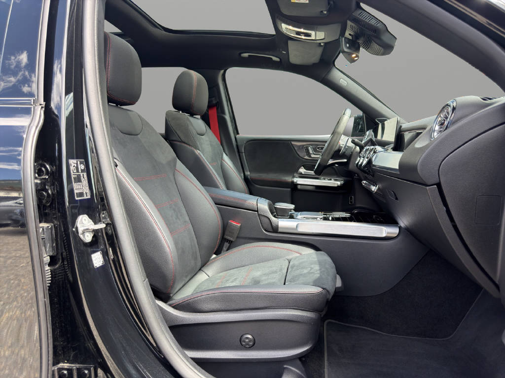 MERCEDES-BENZ GLB 35 AMG 4matic - 16