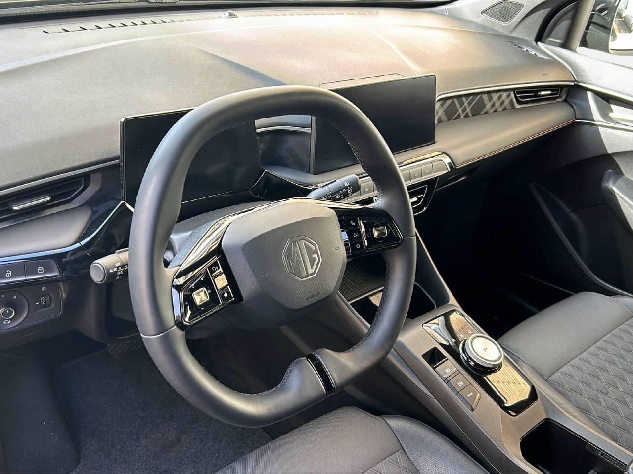 MG 3 1.5 Hybrid Luxury - 5