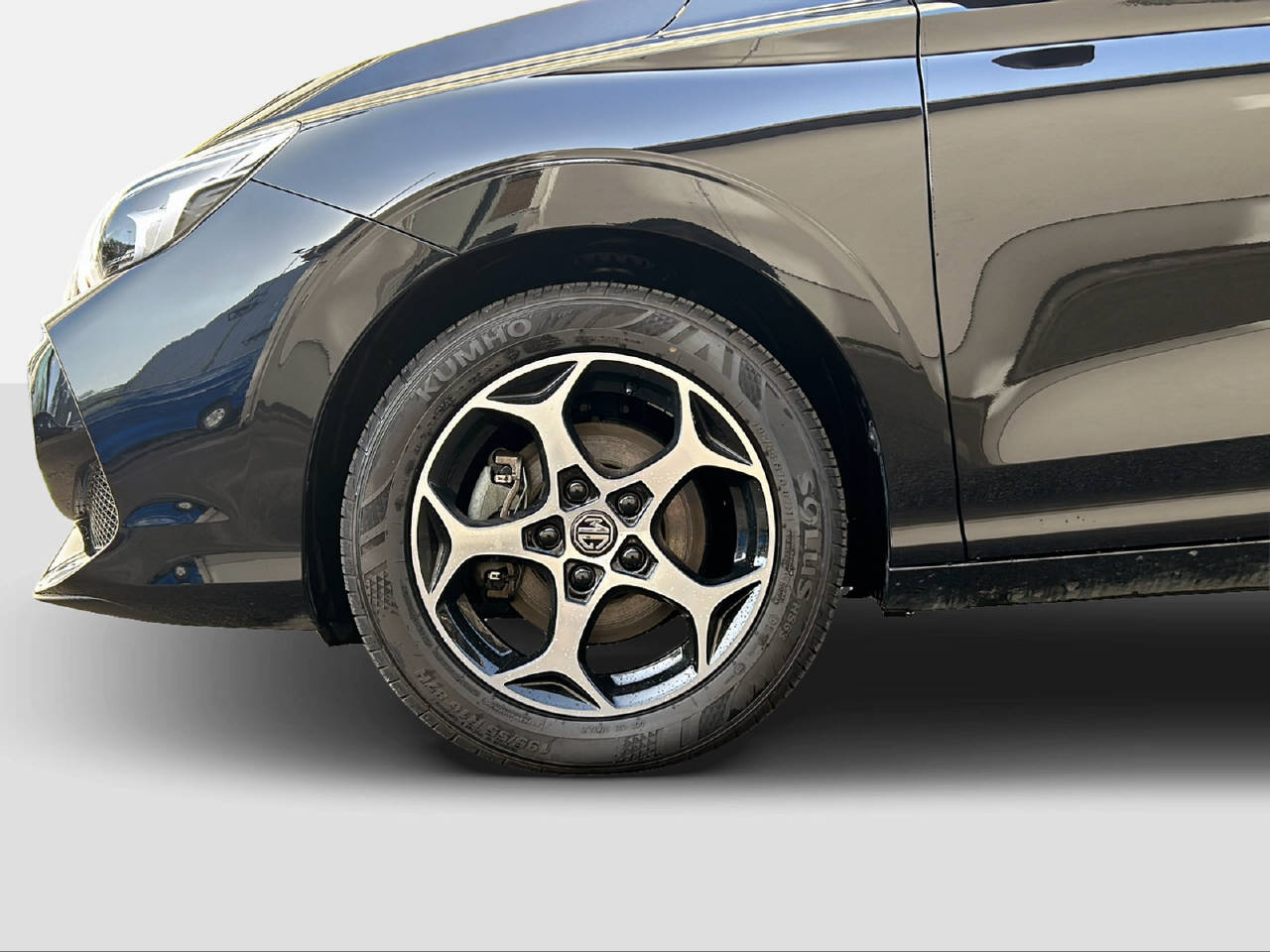 MG 3 1.5 Hybrid Luxury - 2
