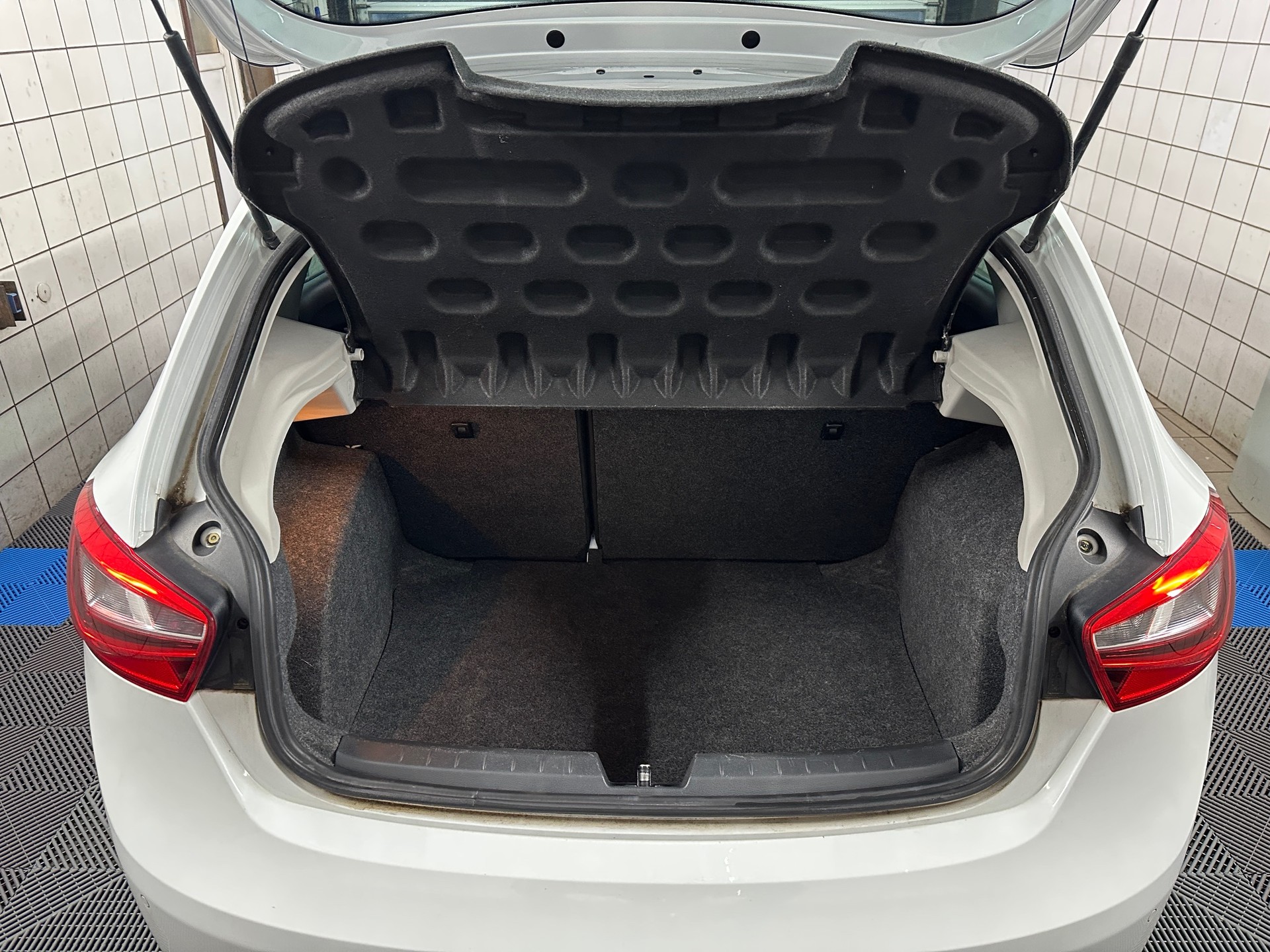 SEAT Ibiza 1.2 TSI FR Stopp-Start - 12