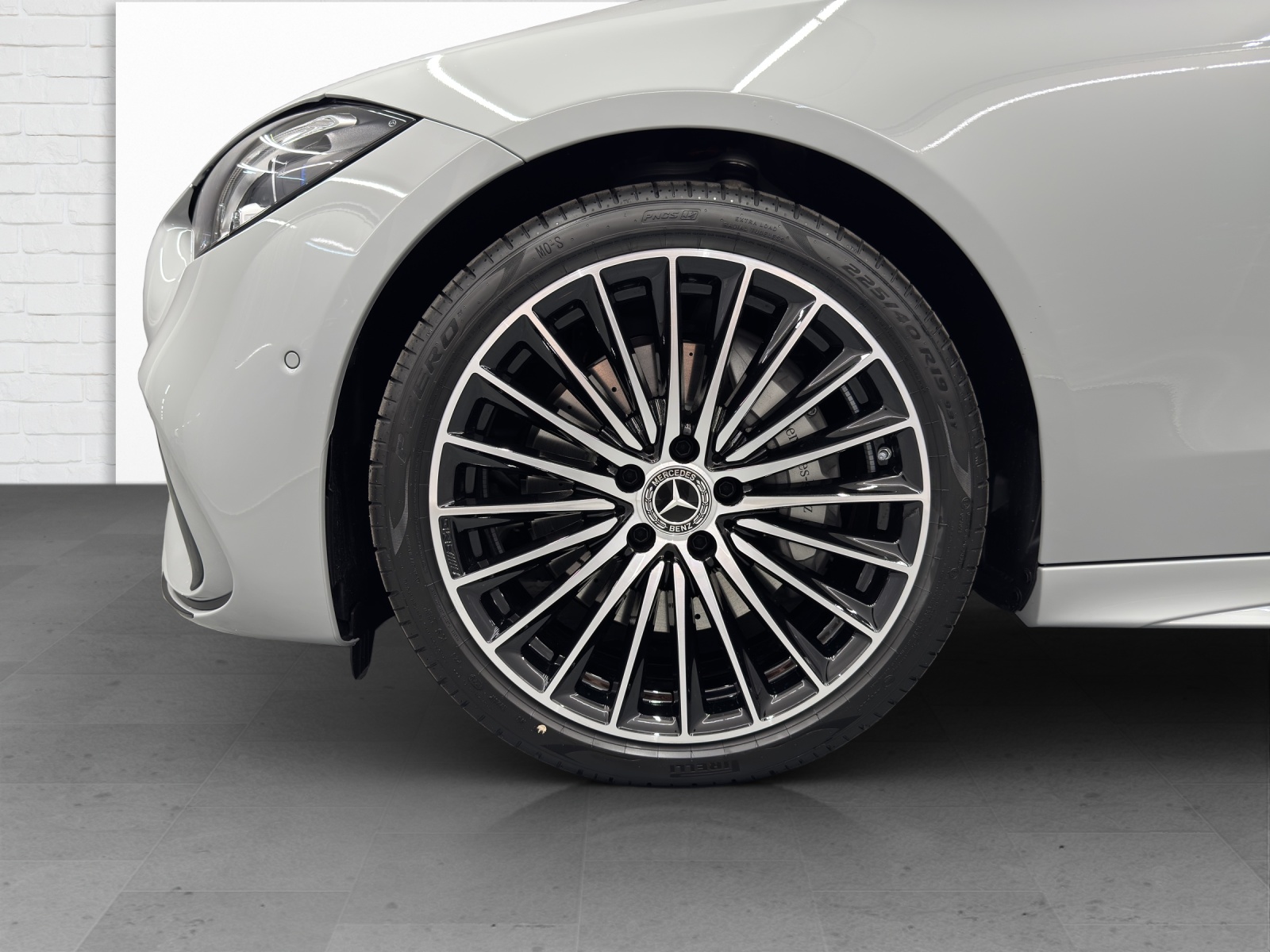 MERCEDES-BENZ C 220 d AMG Line 4Matic T- Modell Swiss Star - 6