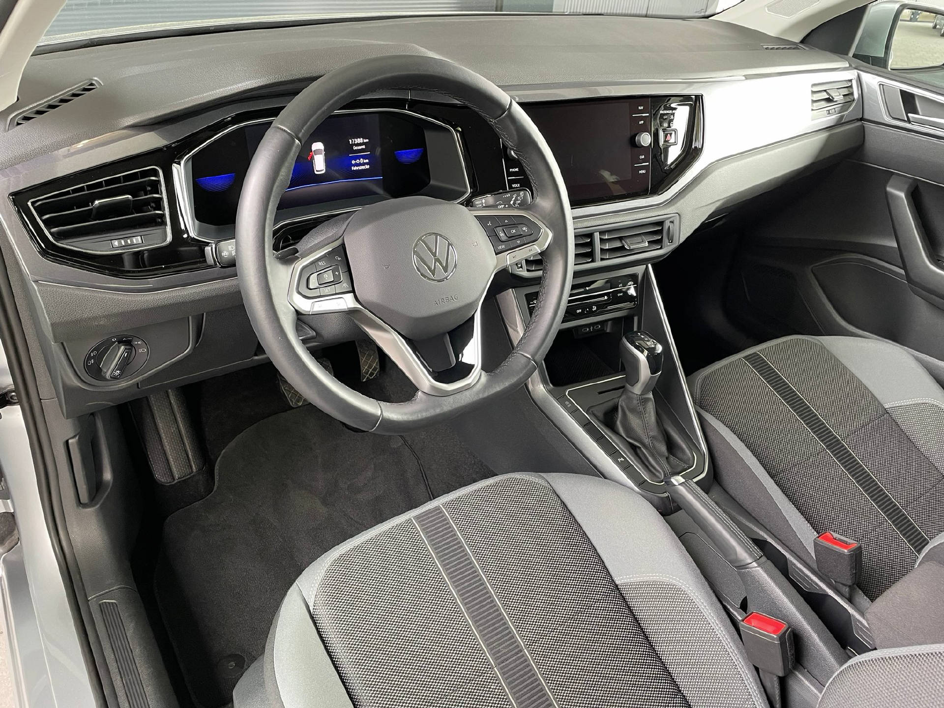 VW Polo 1.0 TSI Style DSG-5