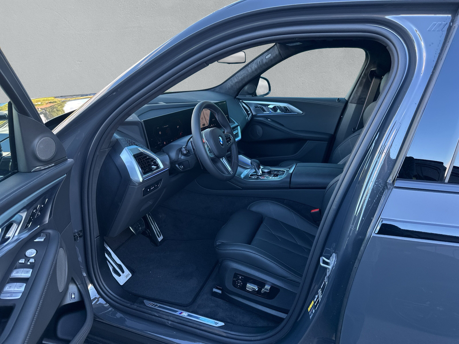 BMW XM xDrive 50e PHEV Steptronic - 11