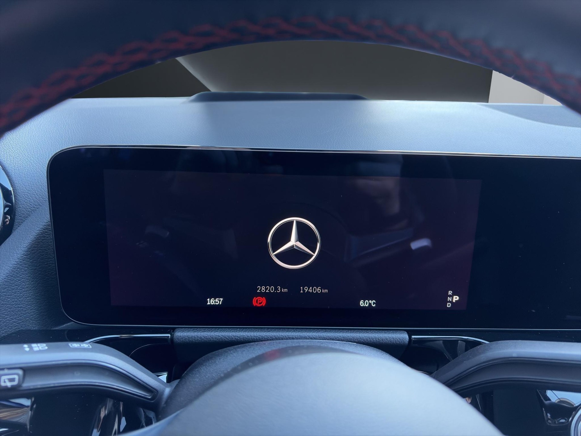 MERCEDES-BENZ GLA 250 Swiss Star AMG Line 4matic - 14