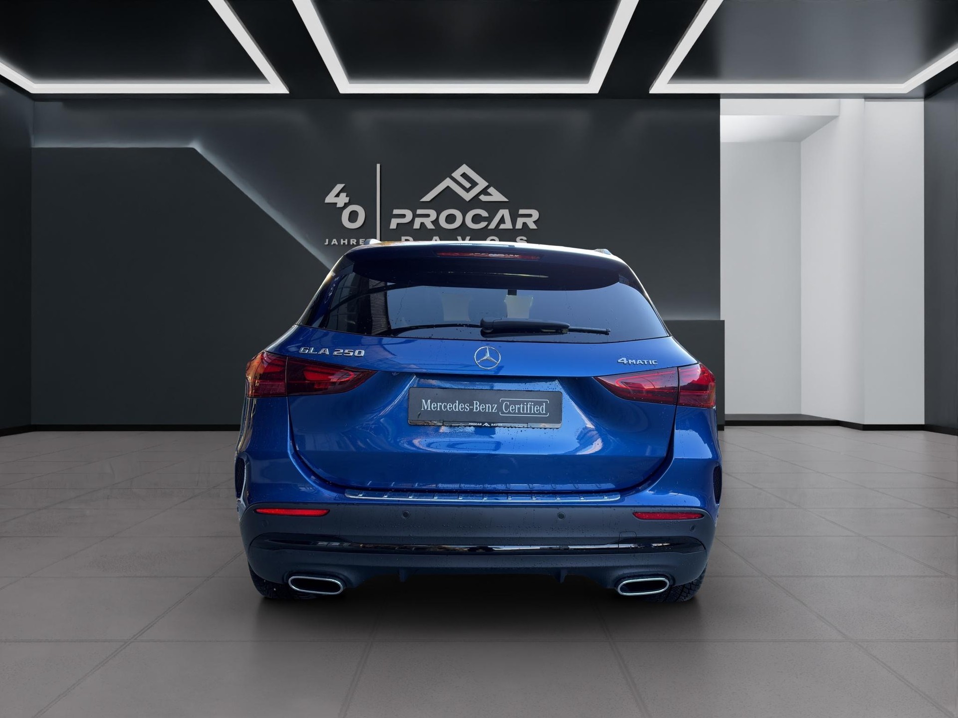MERCEDES-BENZ GLA 250 Swiss Star AMG Line 4matic - 5