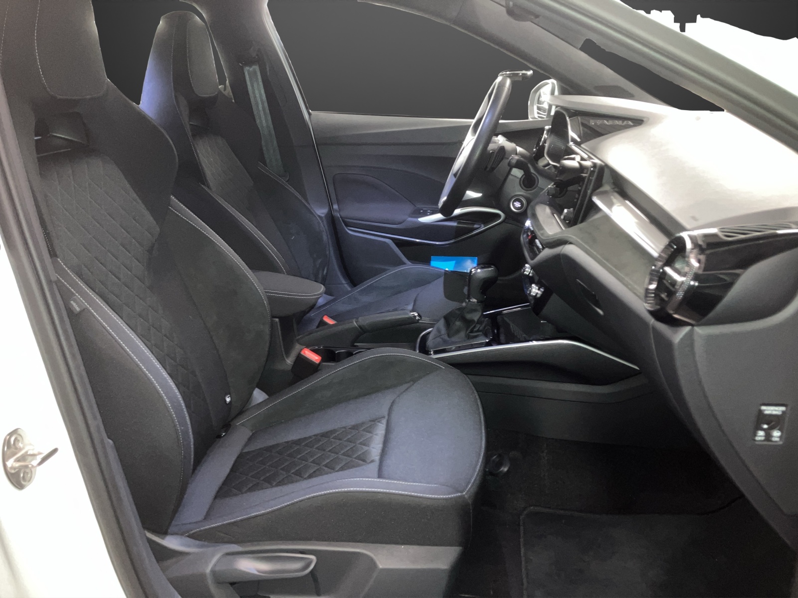 SKODA Fabia 1.0 TSI Dynamic DSG - 9