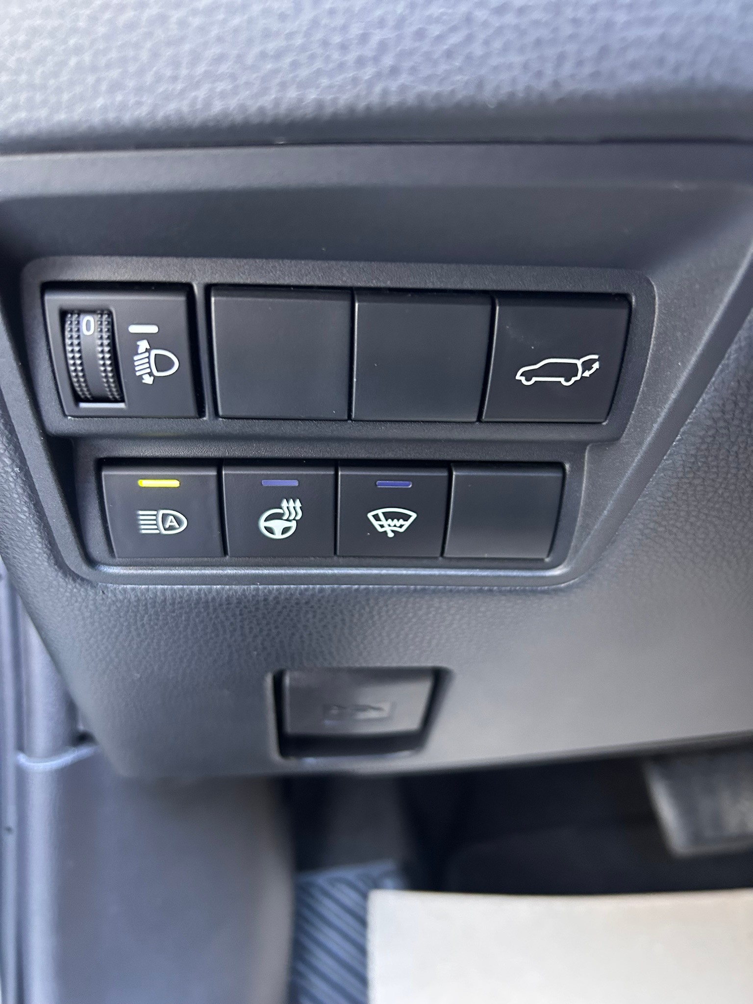 TOYOTA Yaris Cross 1.5 Trend e-CVT AWDi - 11