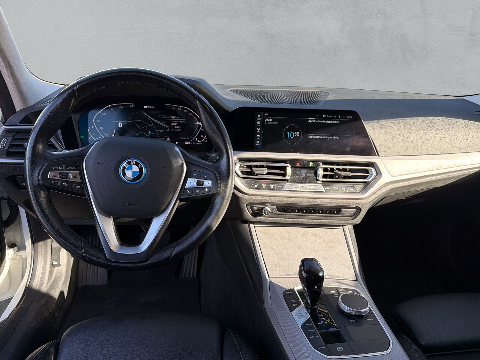 BMW 330e x DriveTouring Steptronic - 16