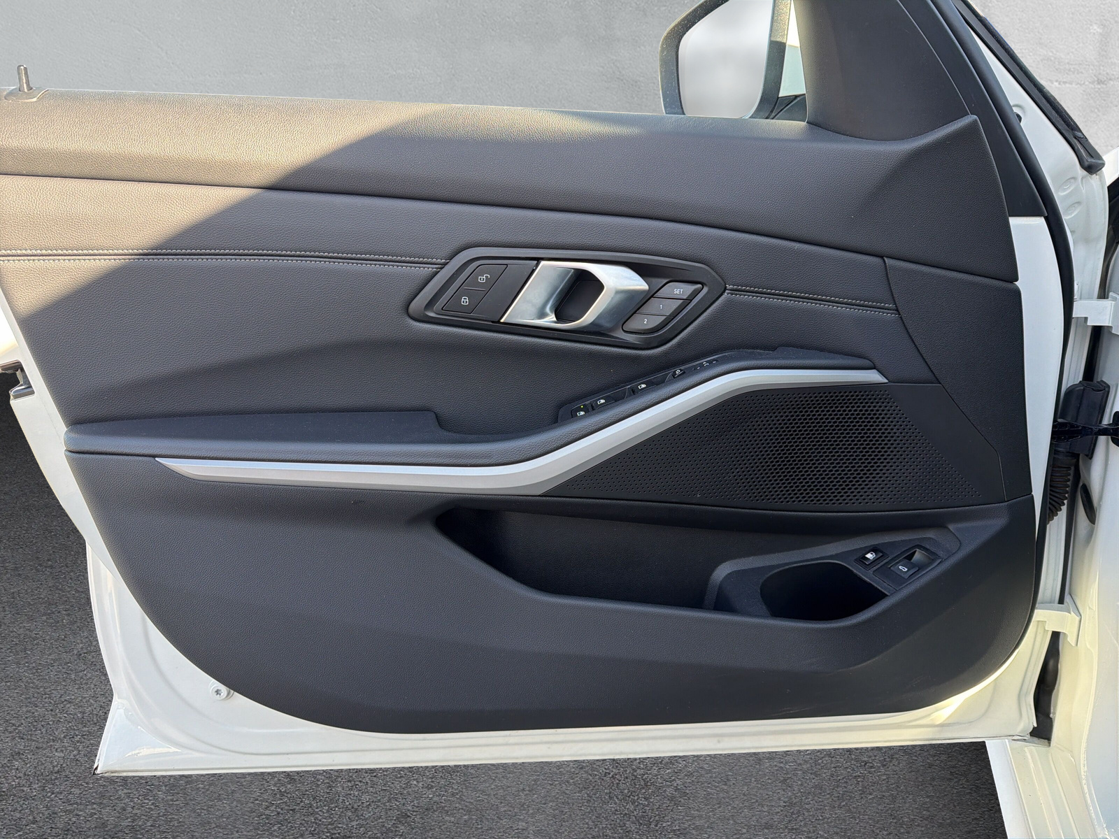 BMW 330e x DriveTouring Steptronic - 17