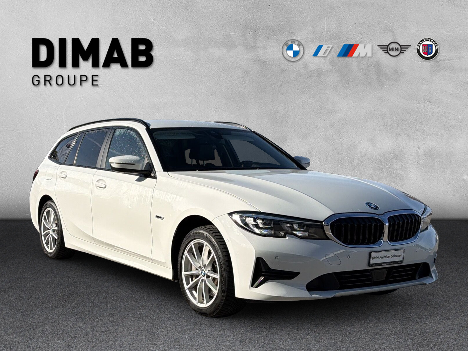 BMW 330e x DriveTouring Steptronic - 7