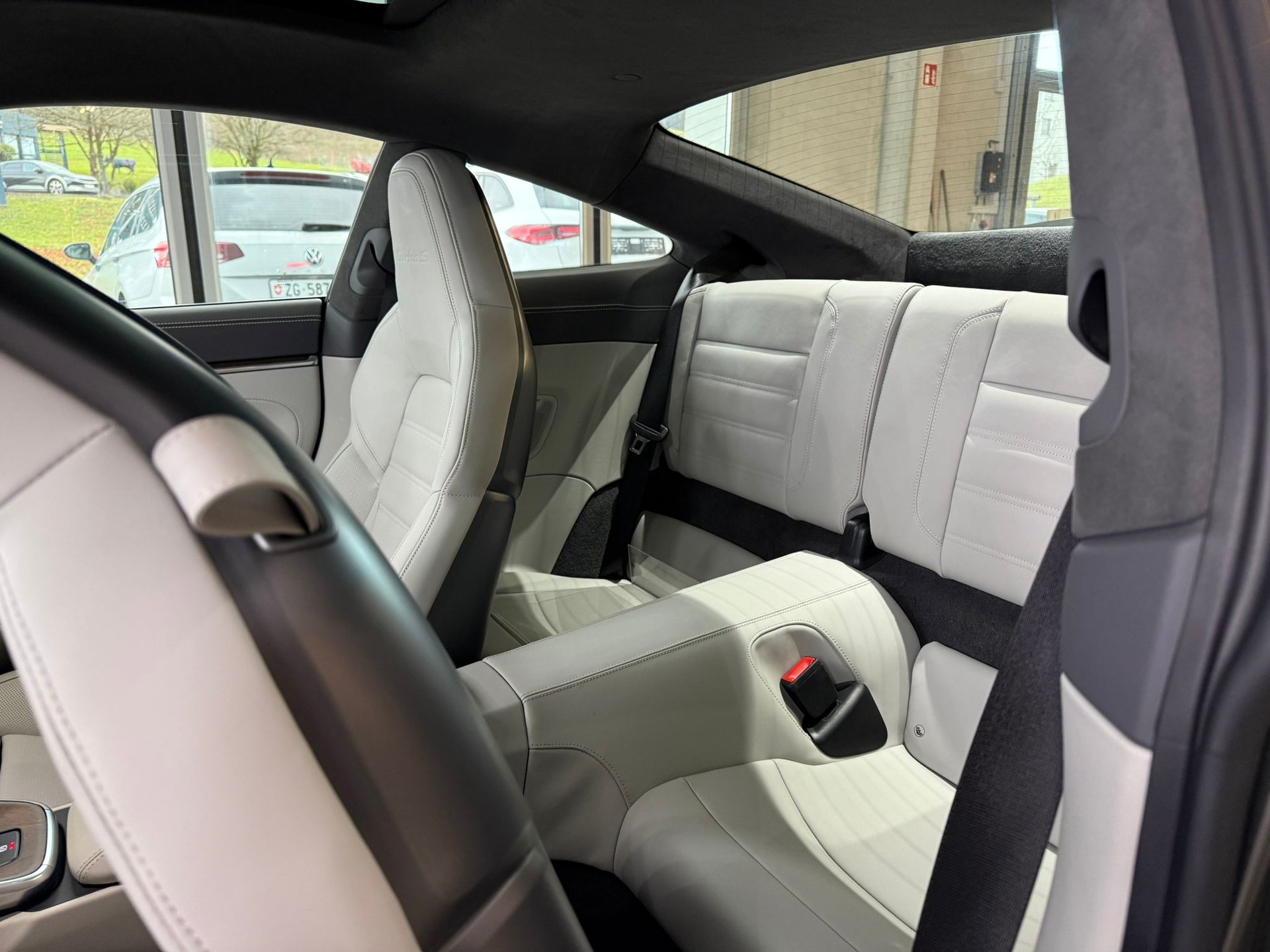 PORSCHE 911 Turbo S PDK - 12