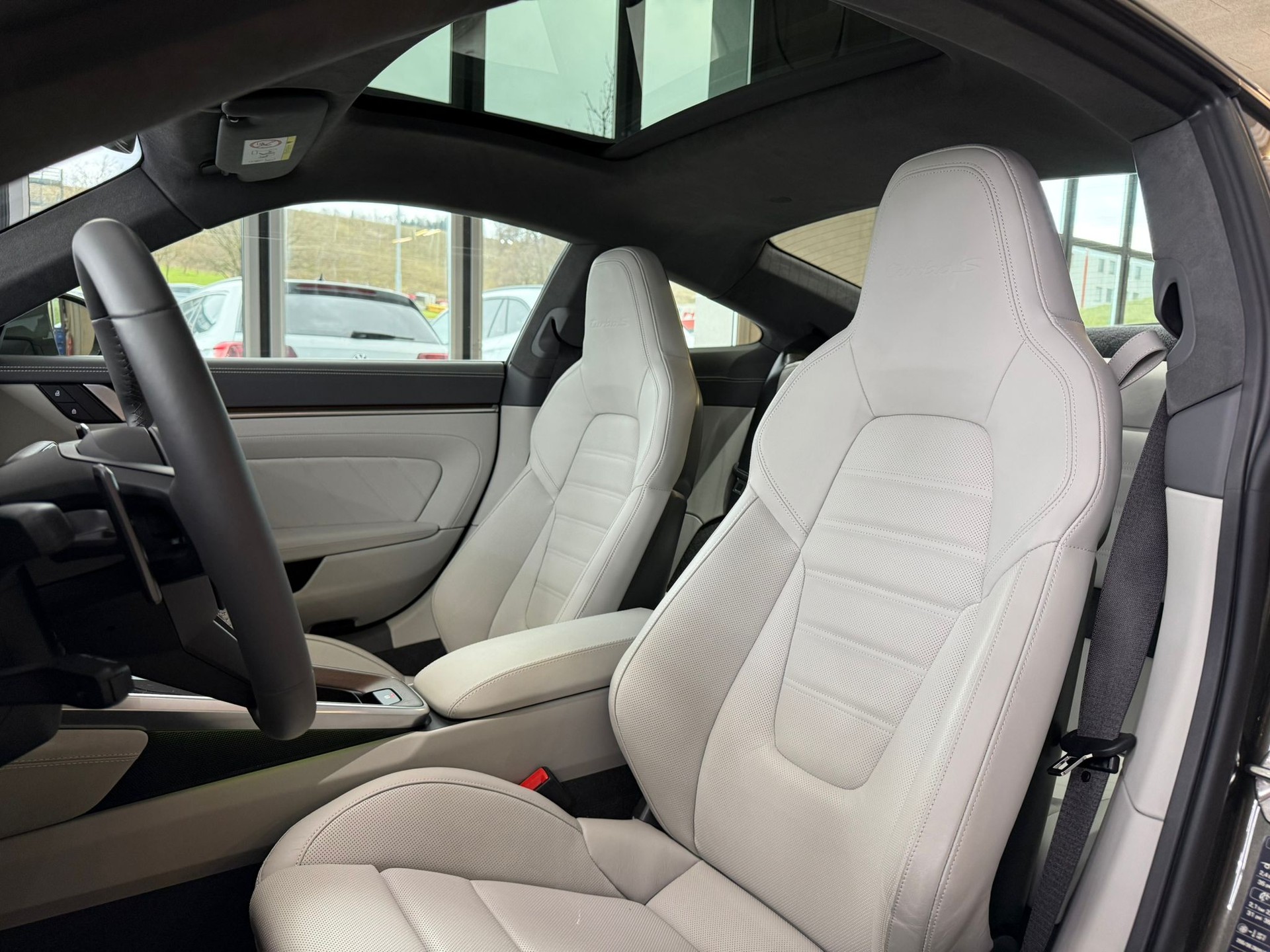 PORSCHE 911 Turbo S PDK - 11