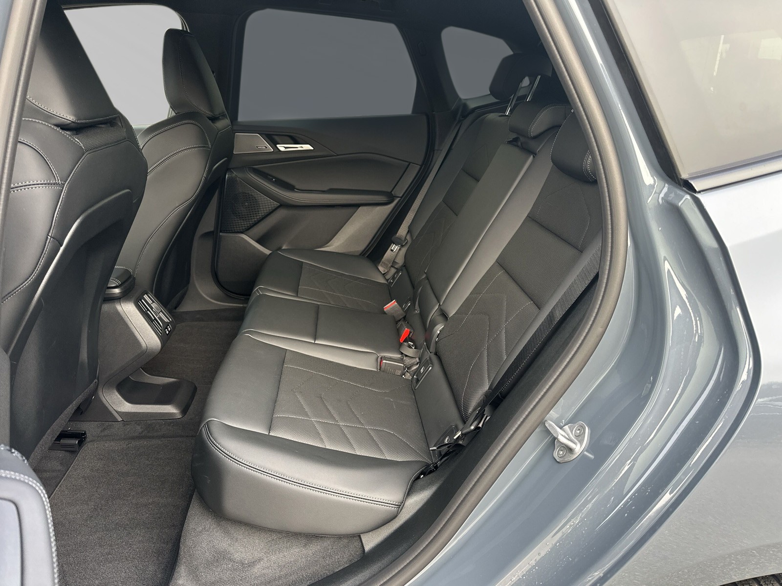 BMW 230e xDrive Active Tourer - 6