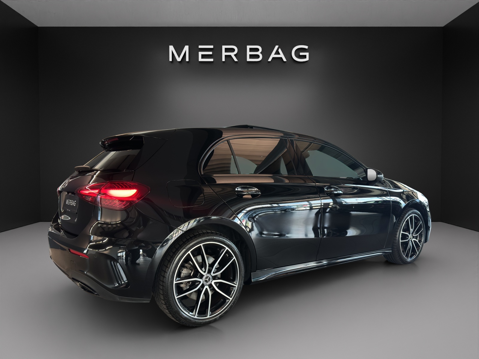MERCEDES-BENZ A 250 e EQ Star 8G-DCT - 6