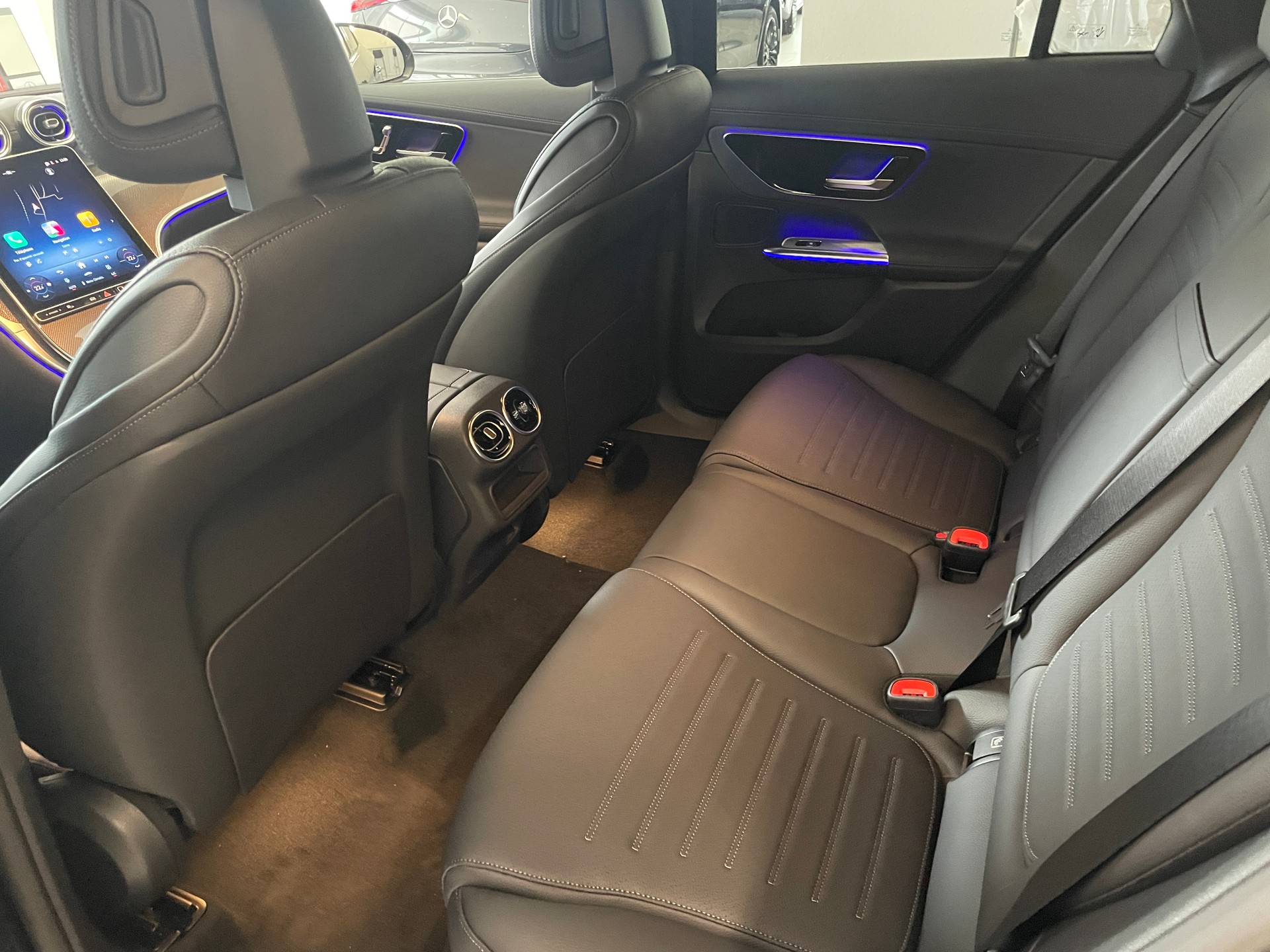 MERCEDES-BENZ GLC 300 4Matic 9G-Tronic AMG Line - 14