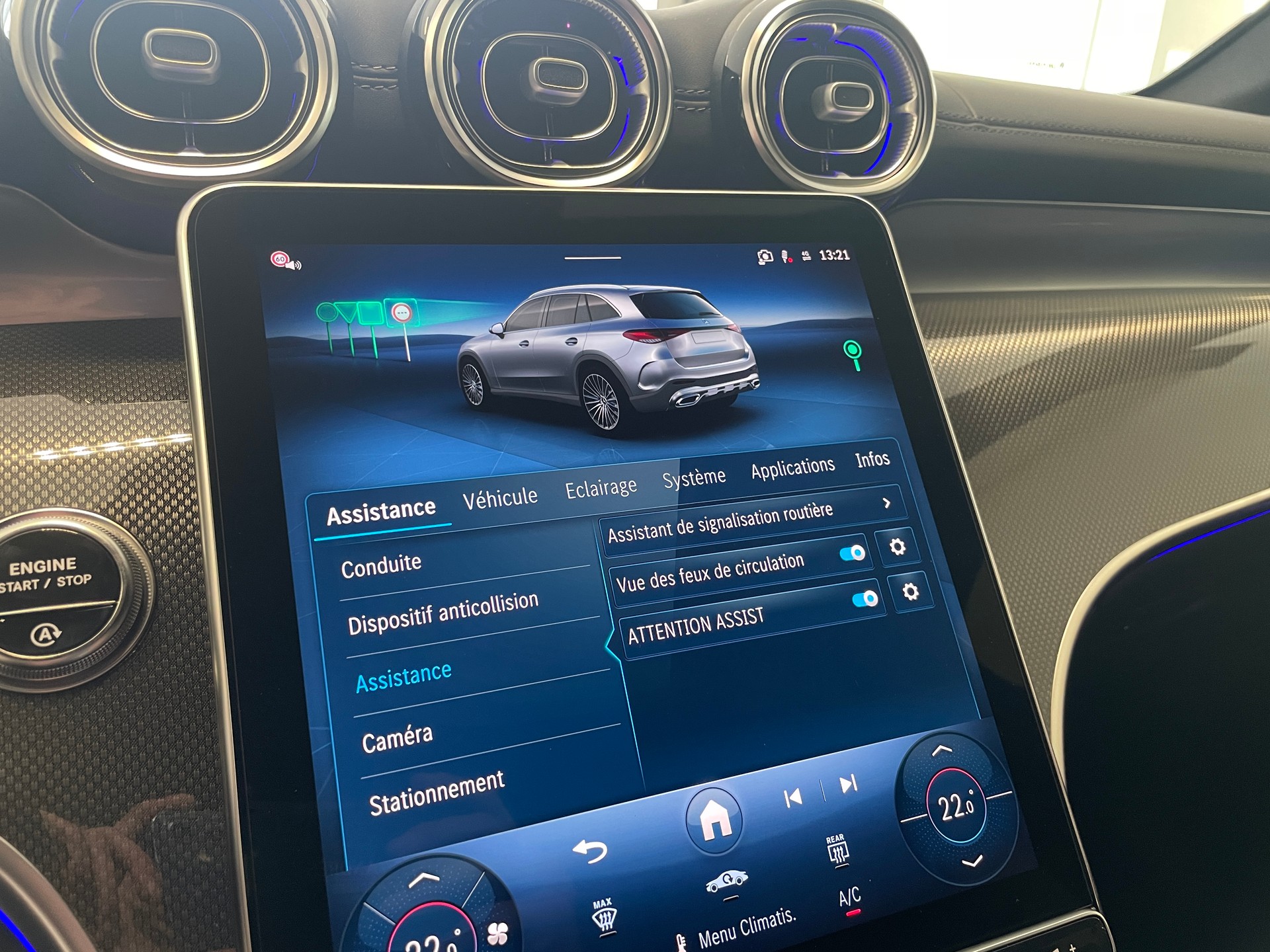 MERCEDES-BENZ GLC 300 4Matic 9G-Tronic AMG Line - 23