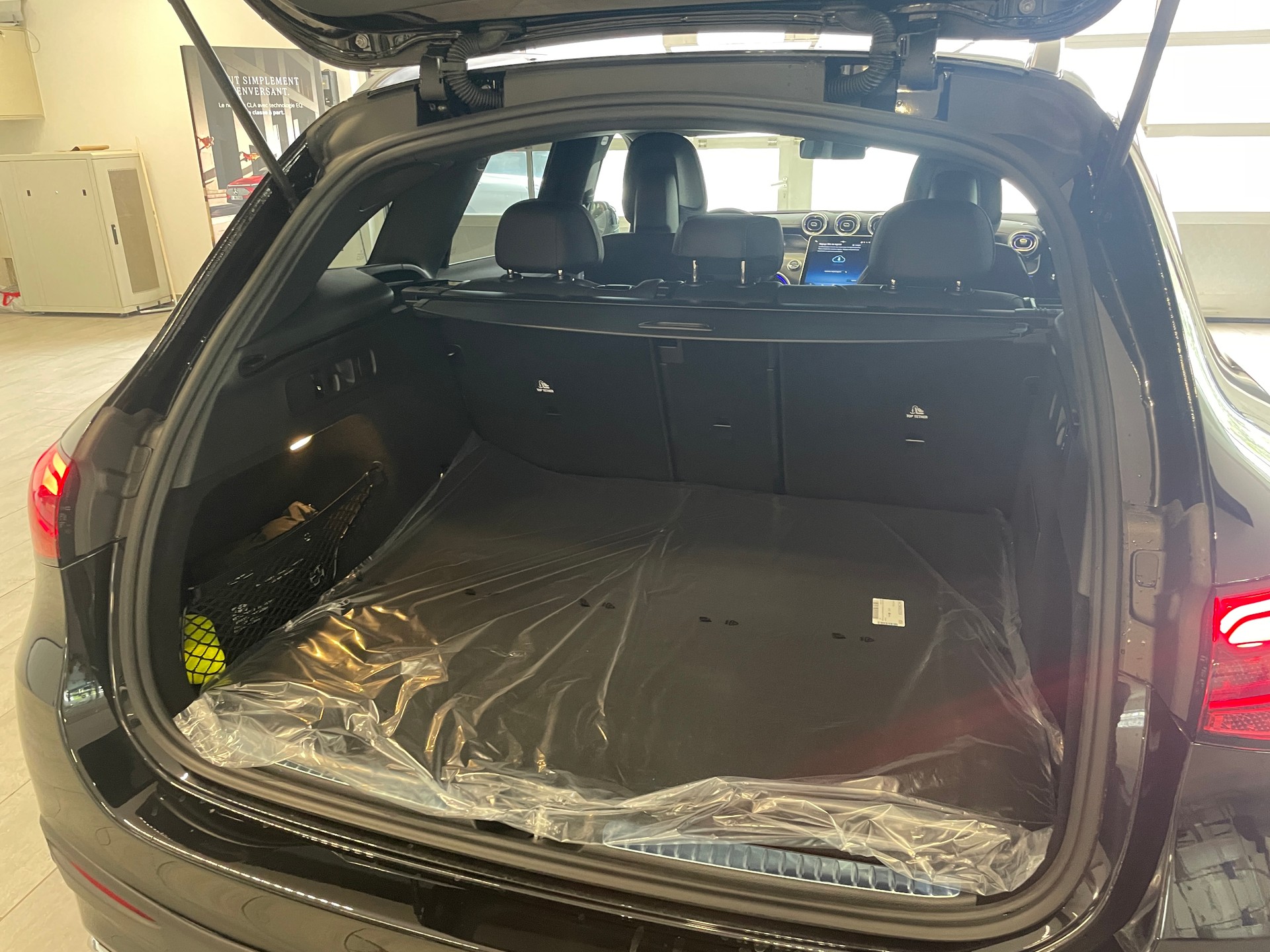 MERCEDES-BENZ GLC 300 4Matic 9G-Tronic AMG Line - 9