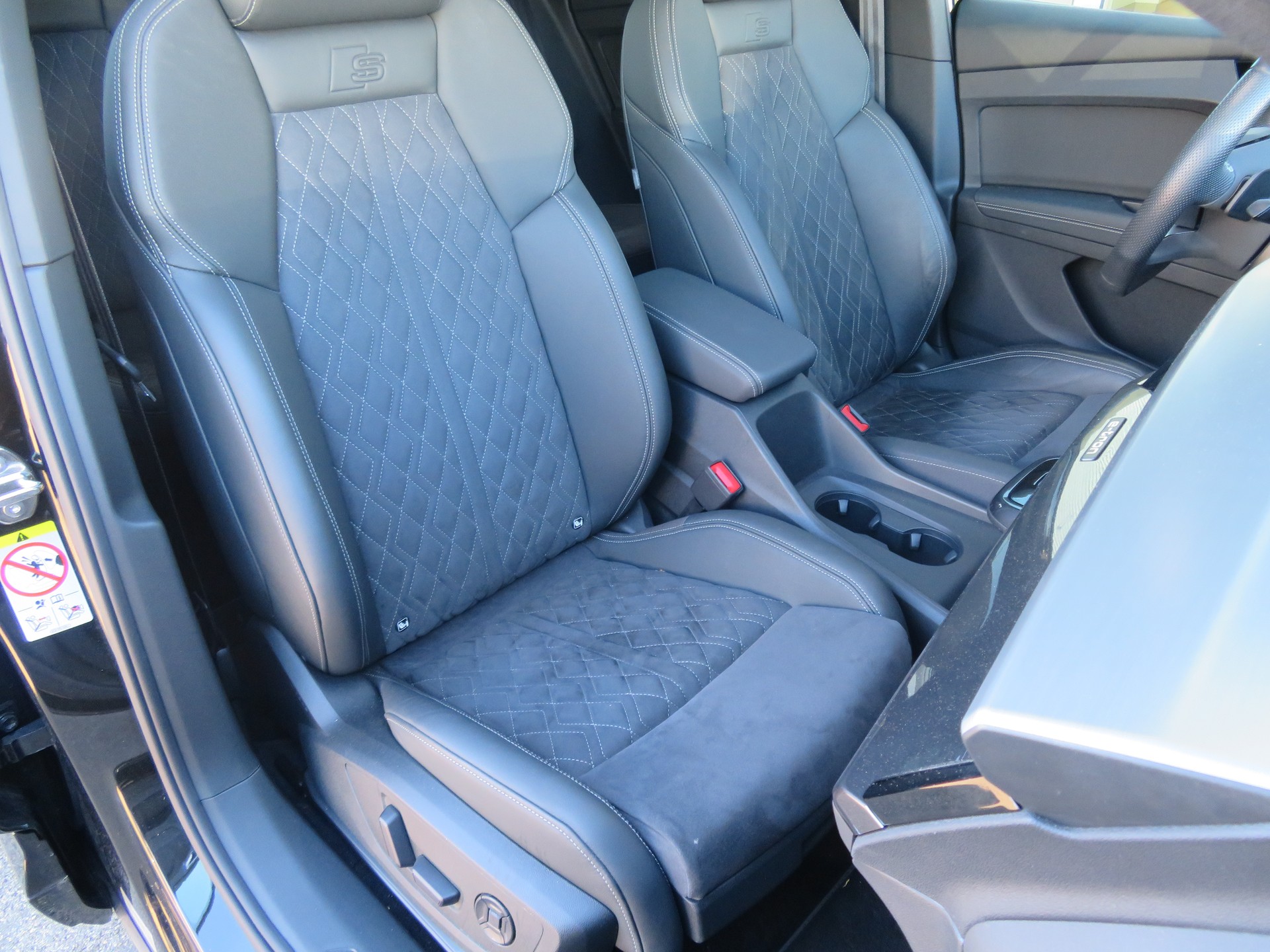 AUDI Q4 Sportback "S-LINE" e-tron 40 - 15