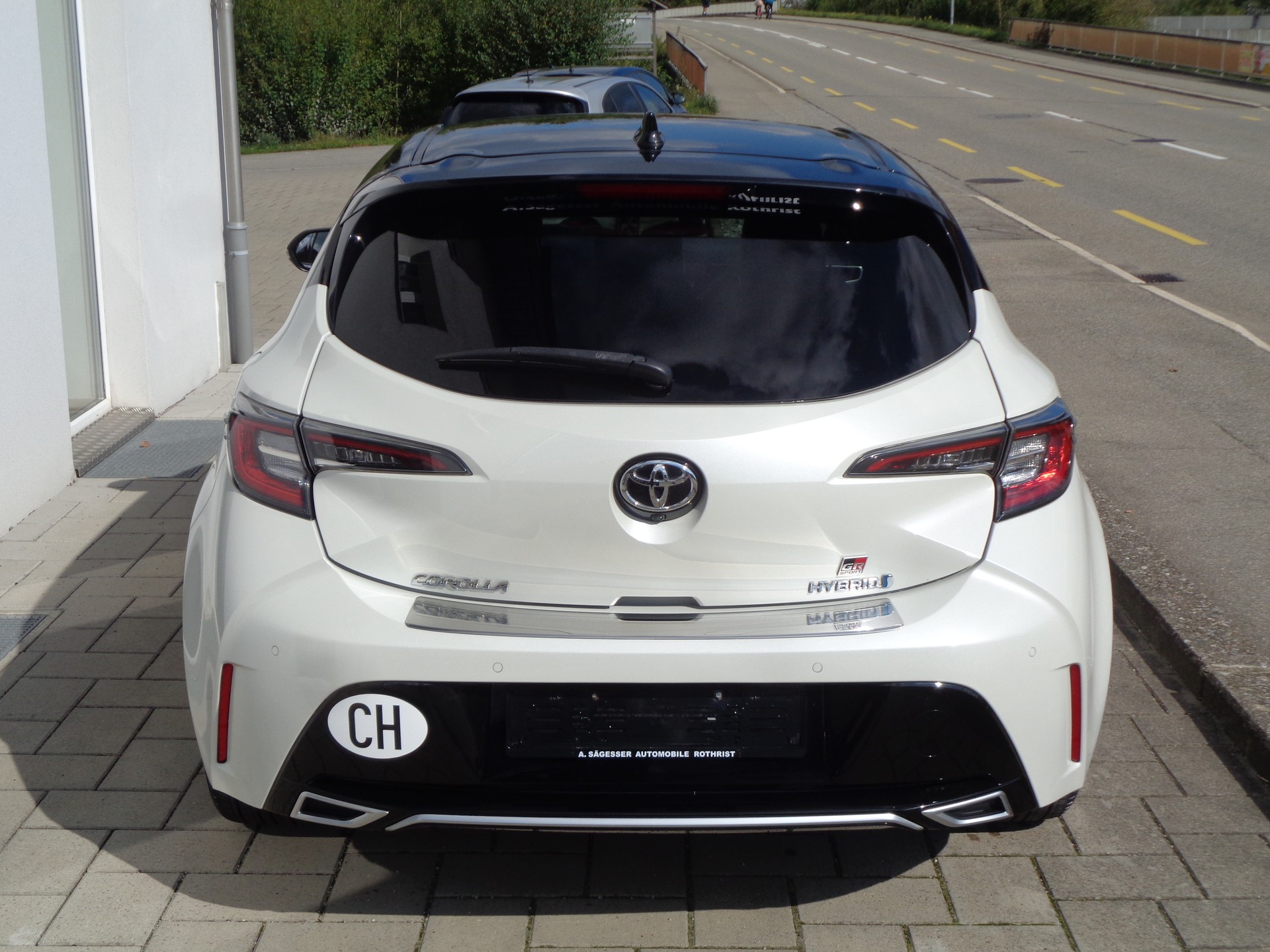 TOYOTA Corolla 2.0 HSD GR-S e-CVT - 6