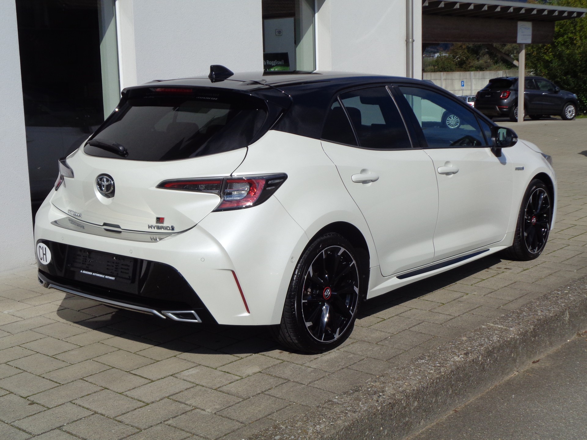 TOYOTA Corolla 2.0 HSD GR-S e-CVT - 2