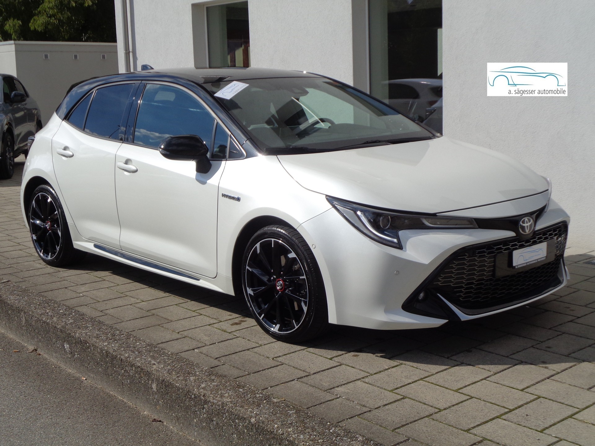 TOYOTA Corolla 2.0 HSD GR-S e-CVT