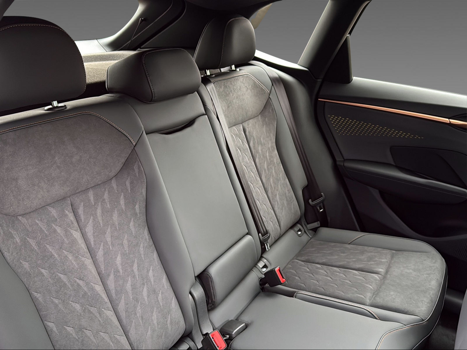 CUPRA Terramar 1.5 eHybrid Business Edition DSG - 8