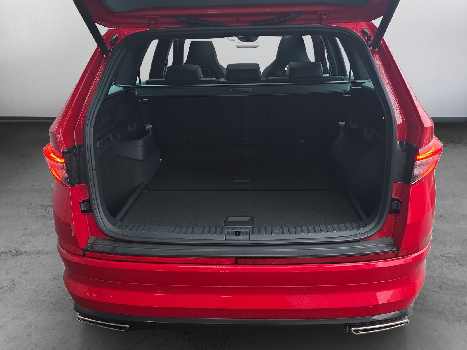 SKODA Kodiaq 2.0 TSI 4x4 RS - 12