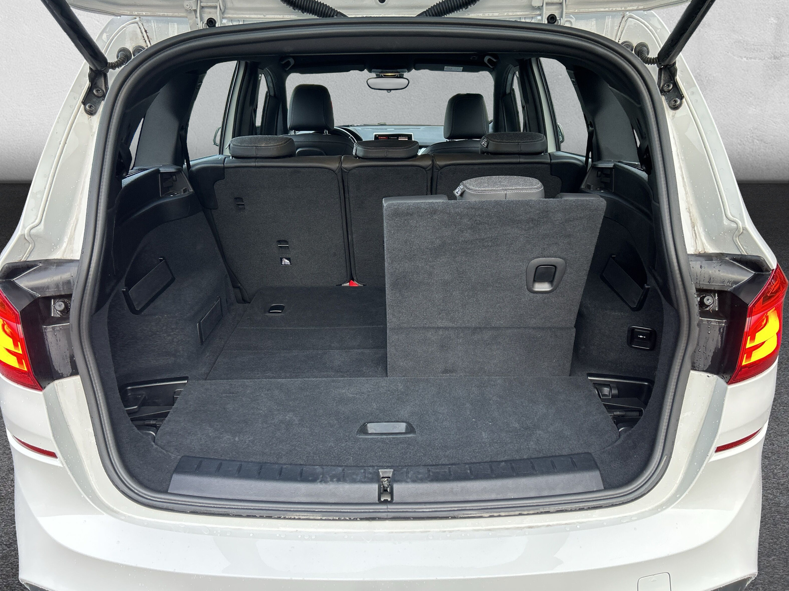 BMW 218d xDrive Gran Tourer Steptronic M Sport - 10