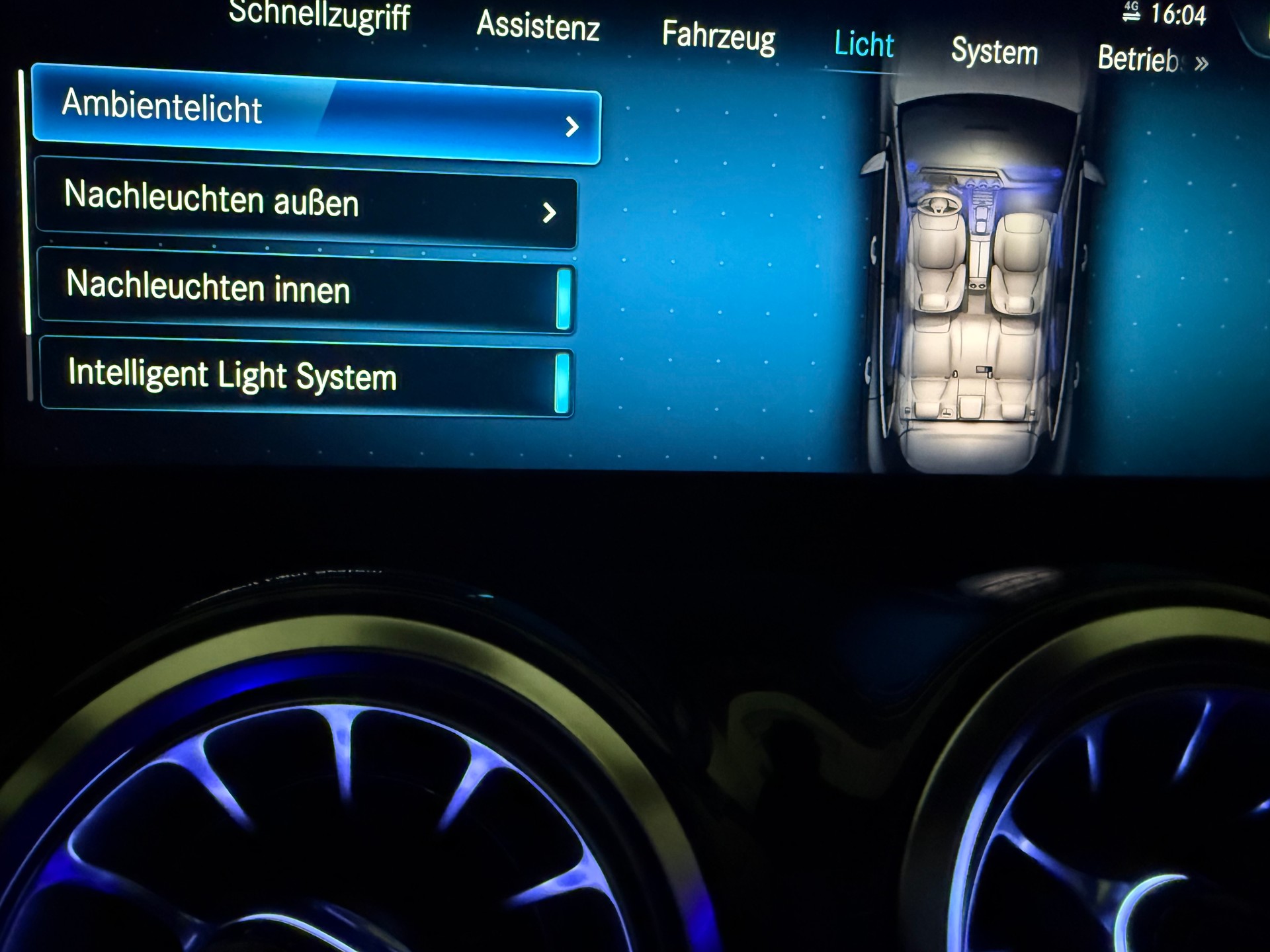 MERCEDES-BENZ GLA 35 AMG 4Matic 8G-Speedshift DCT - 18