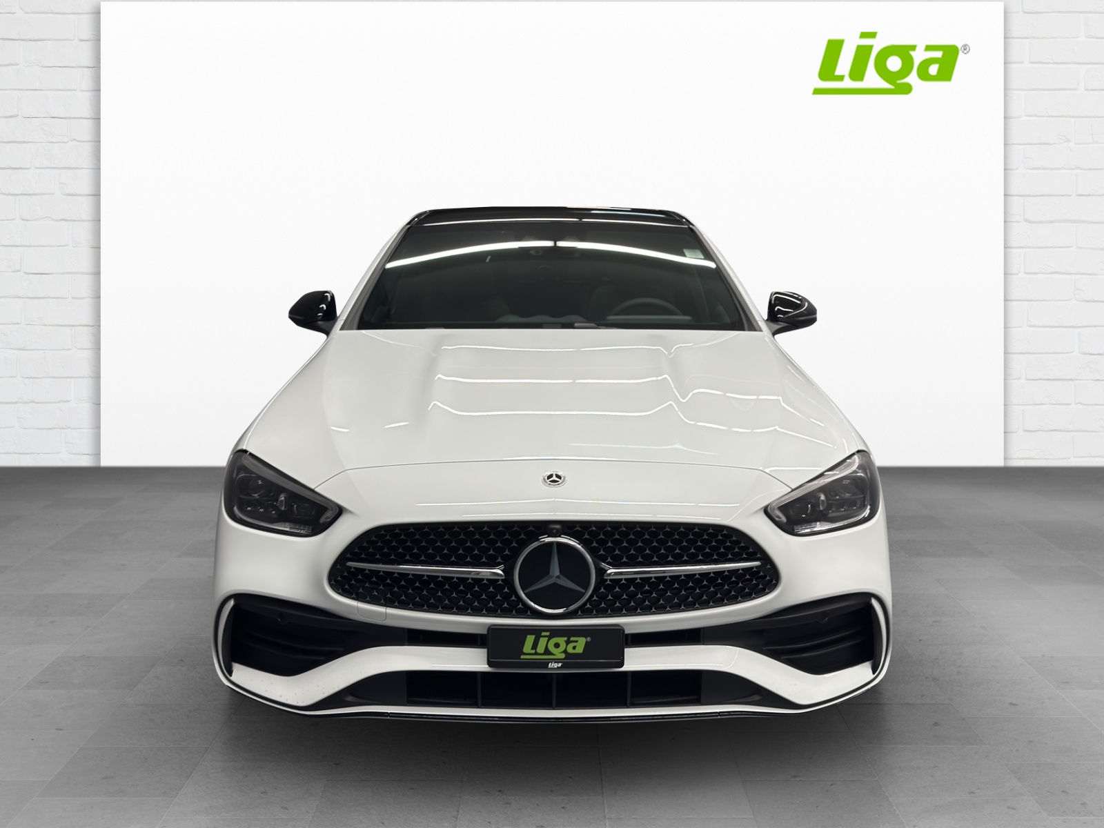 MERCEDES-BENZ C 300 AMG Line 4Matic - 3