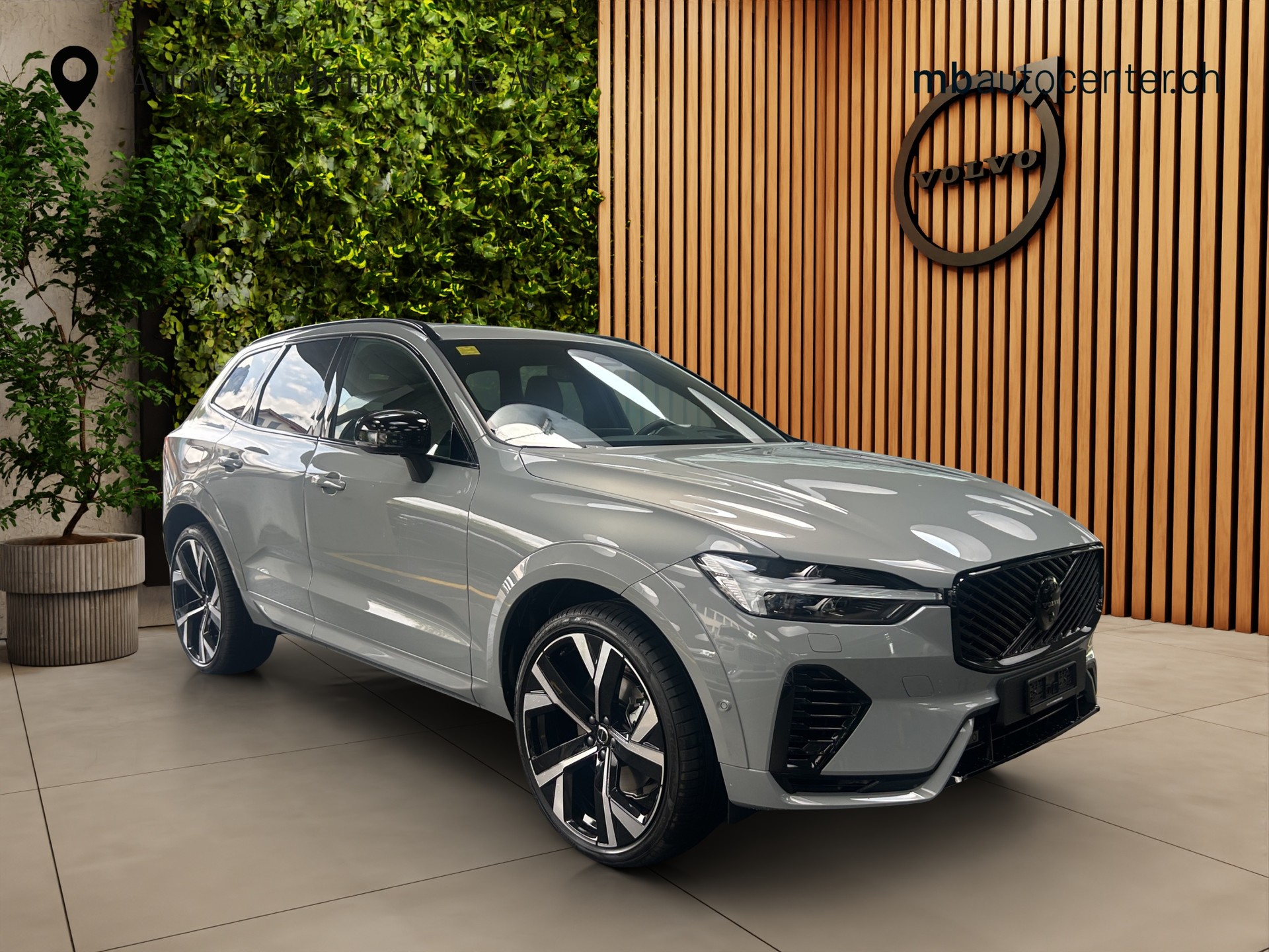 VOLVO XC60 2.0 T6 TE Black Edition eAWD - 7