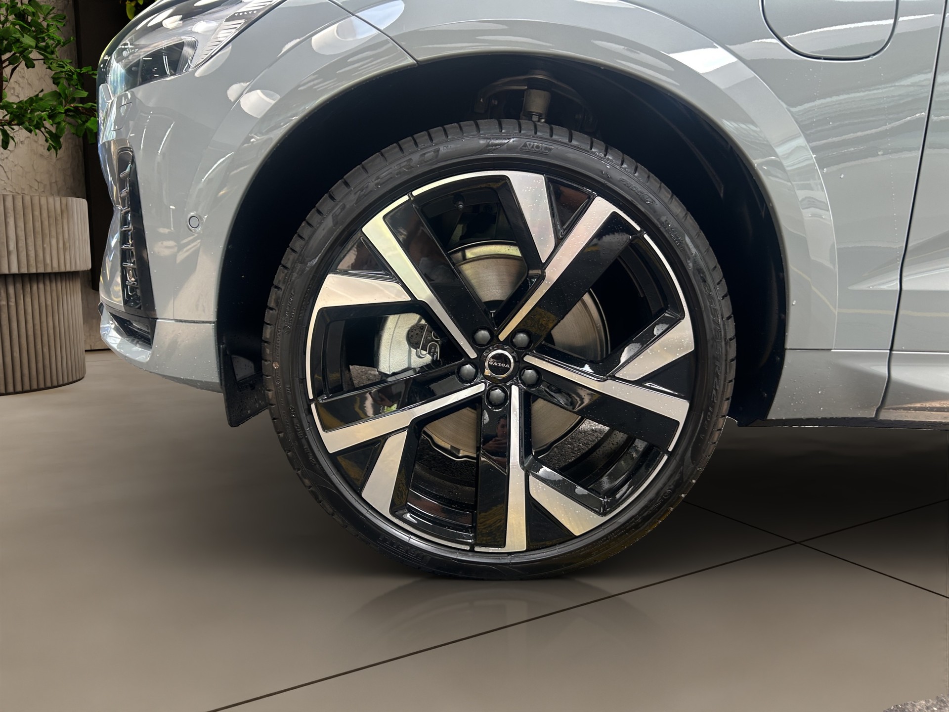VOLVO XC60 2.0 T6 TE Black Edition eAWD - 19