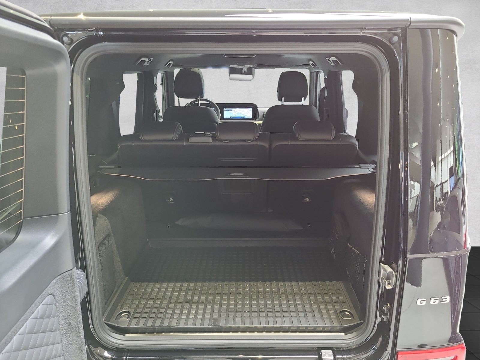 MERCEDES-BENZ G 63 AMG 9G-Tronic - 13